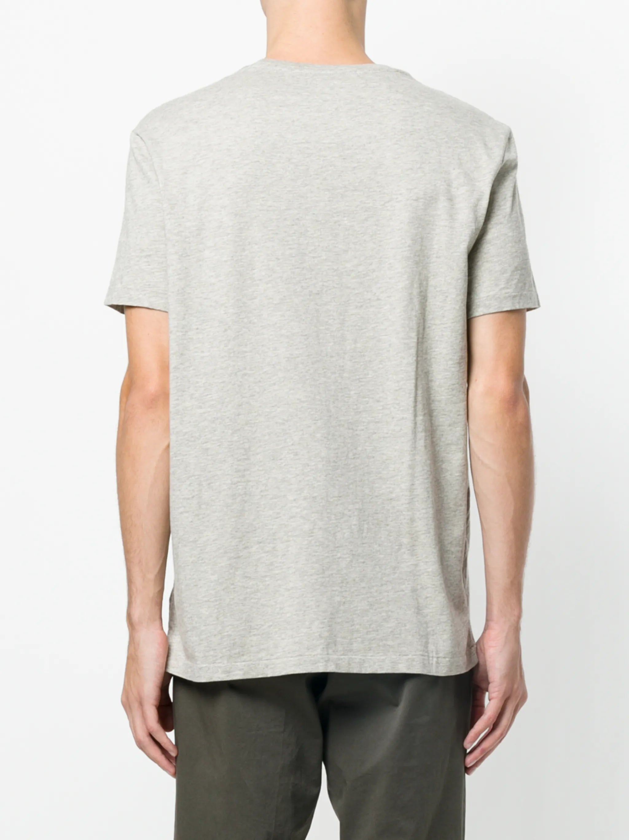 short-sleeved pony T-shirt
