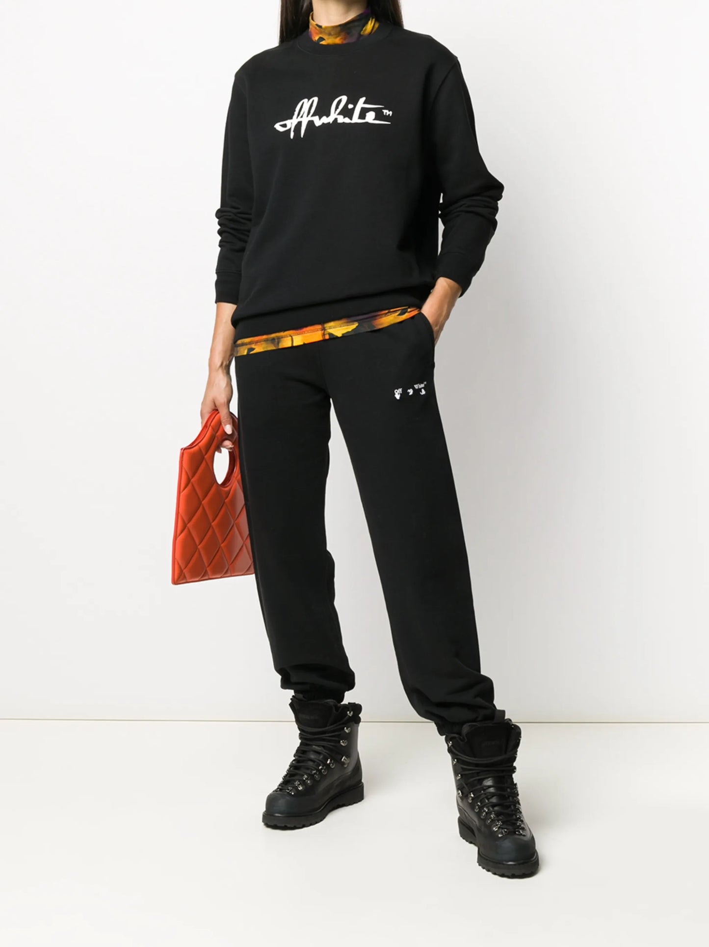 script logo sweatshirt