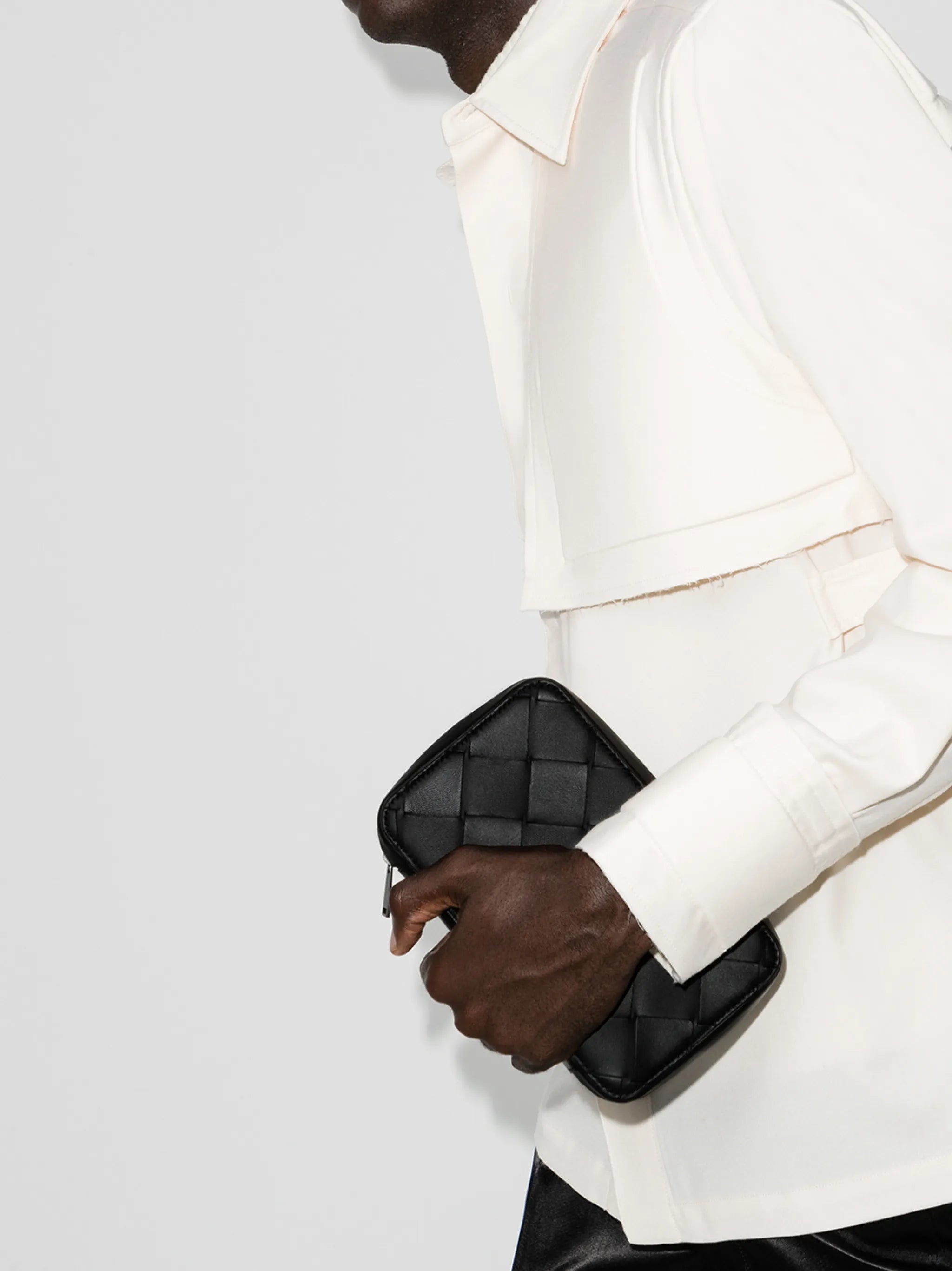 Intrecciato zip-around wallet