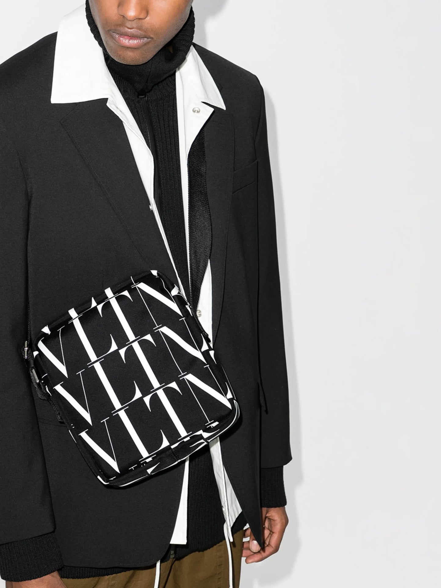 VLTN logo-print camera bag