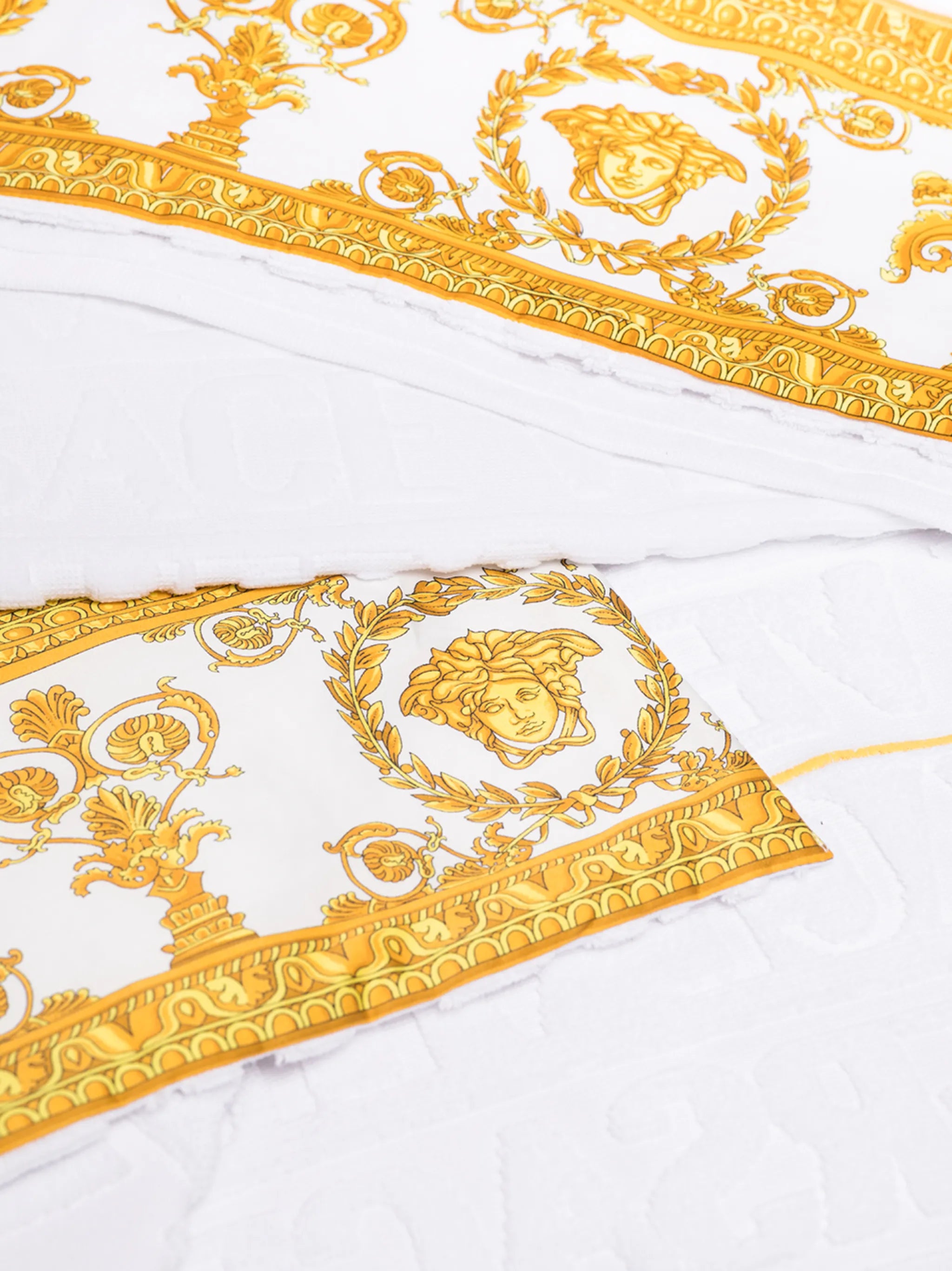 I Love Baroque towel (set of five)