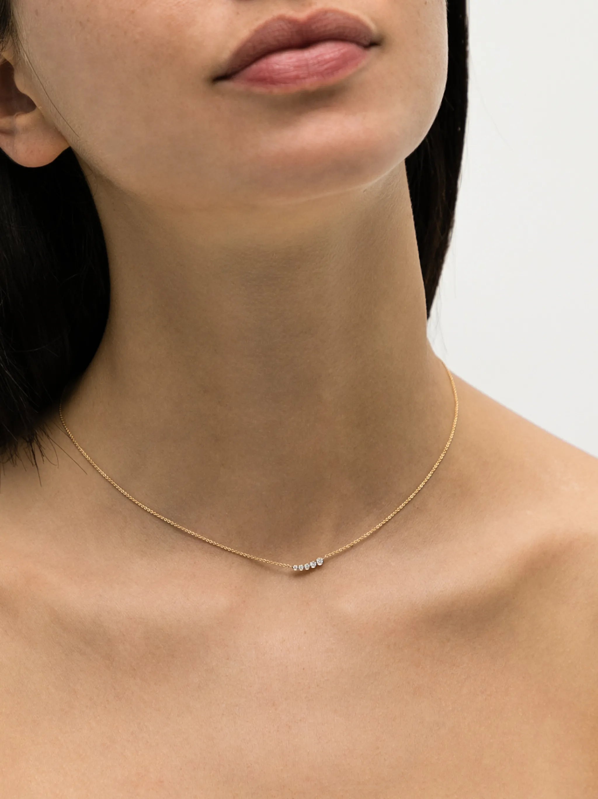 18kt yellow gold Lune diamond necklace