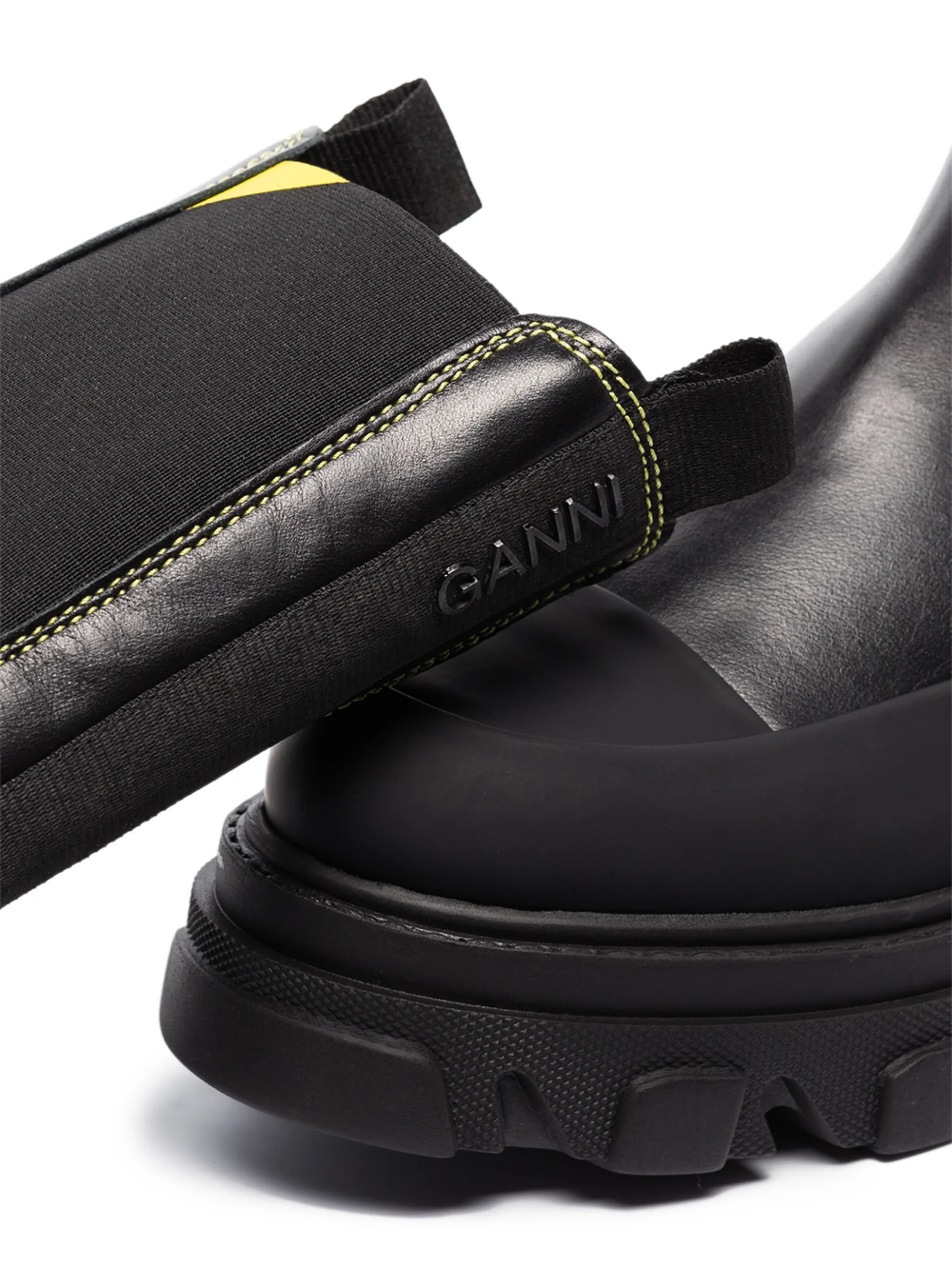 ankle chelsea boots
