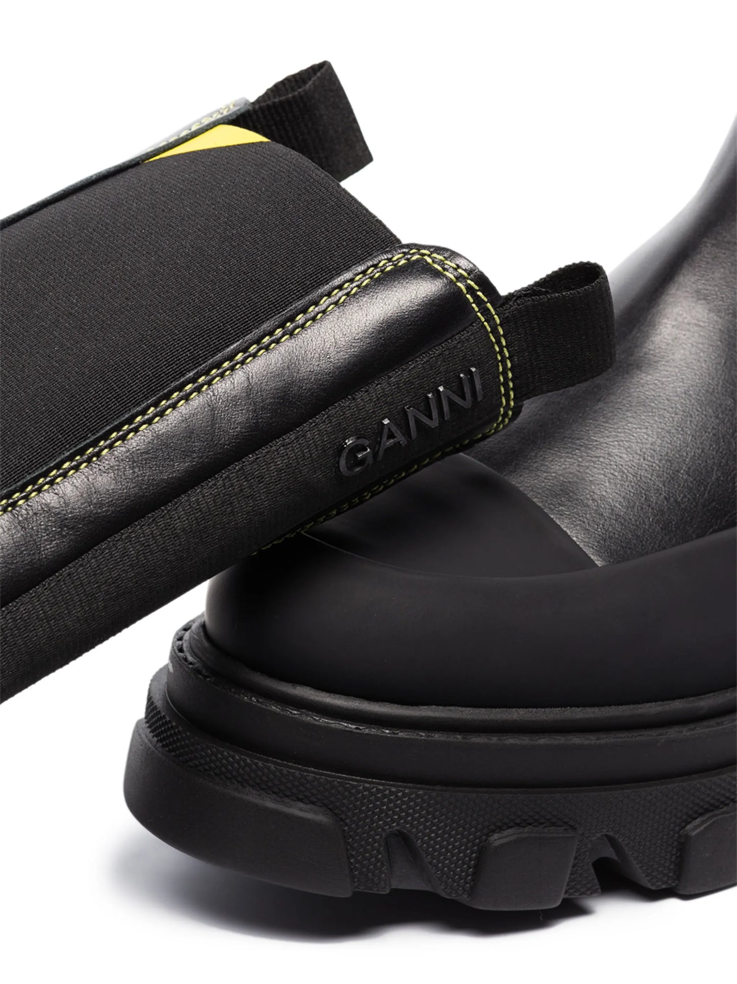ankle chelsea boots