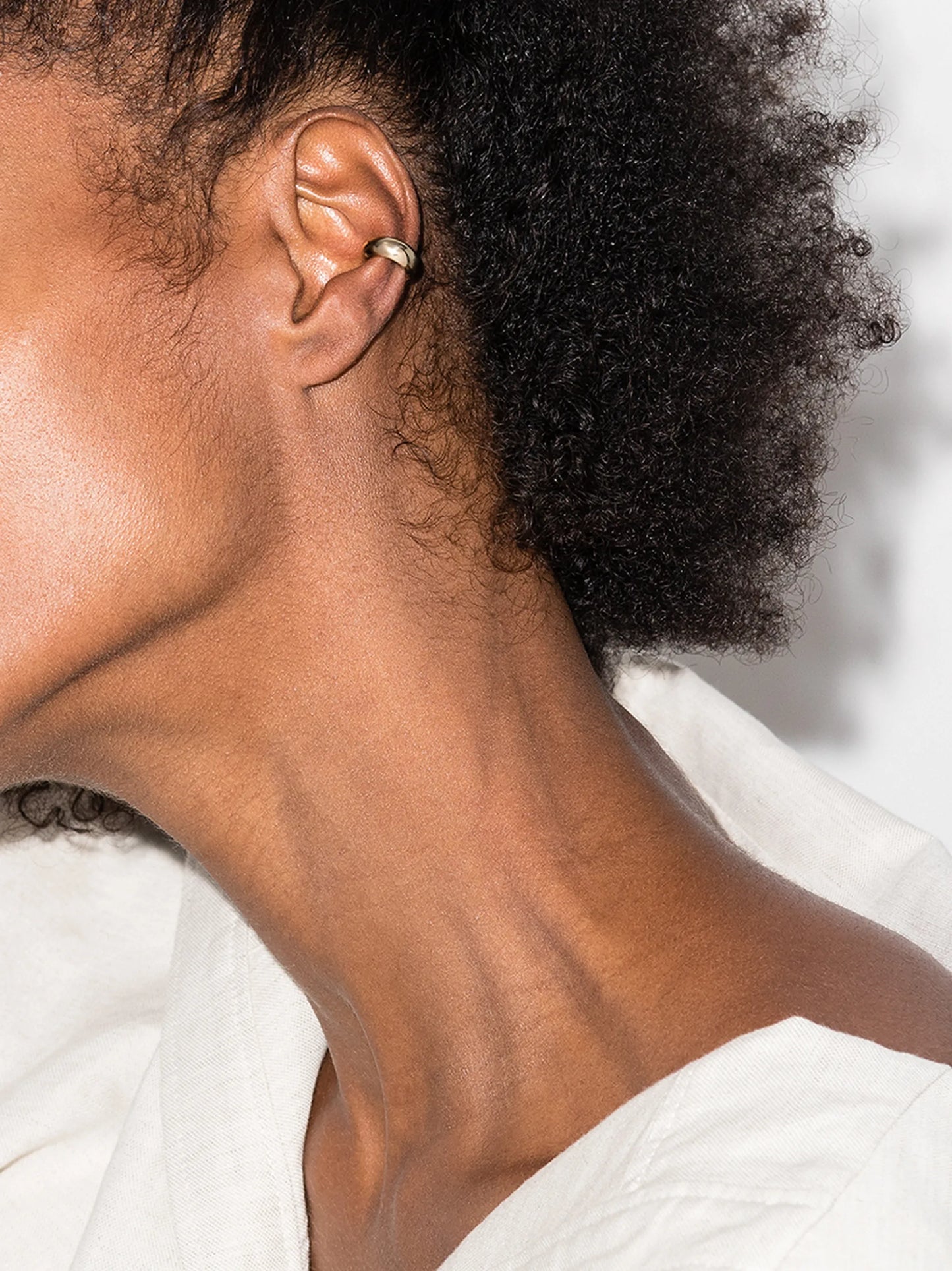 14kt yellow gold ear cuff