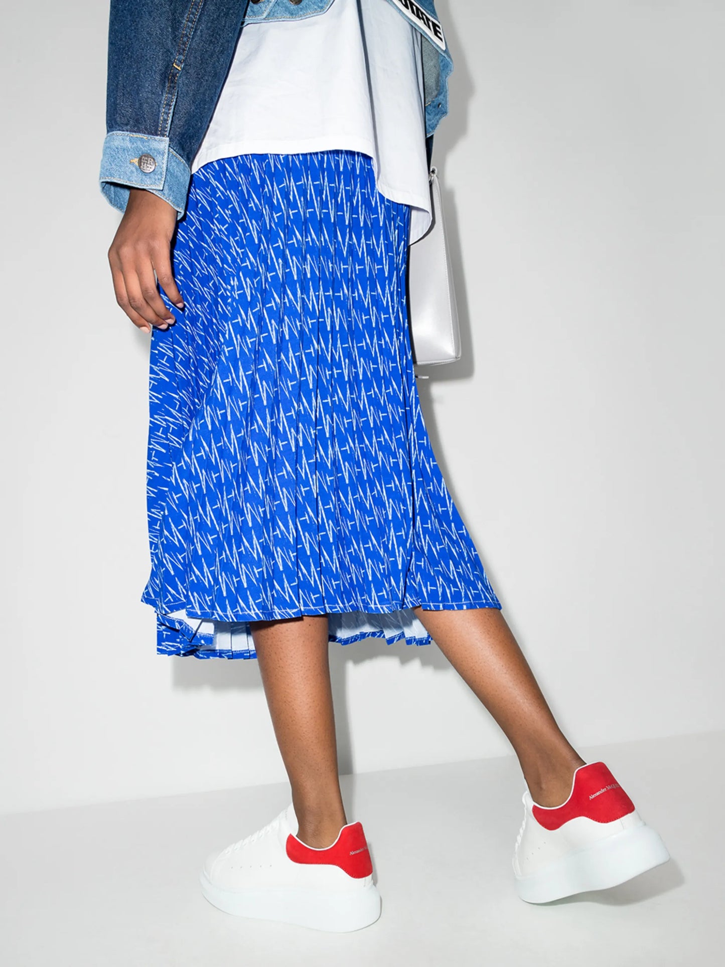 Oversized sneakers