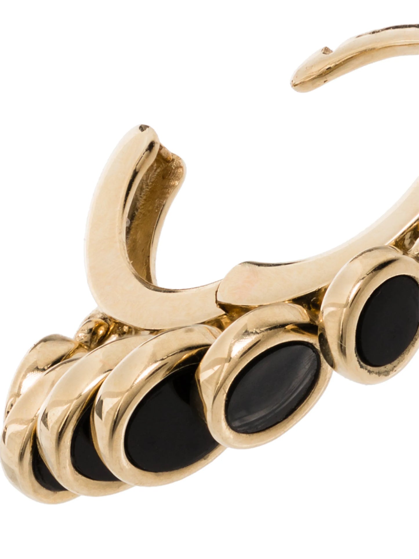 14kt yellow gold Shaker hoop earring