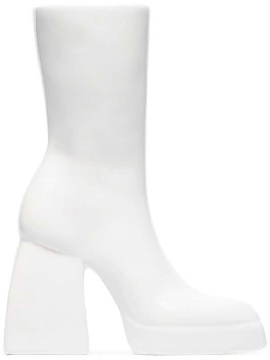 x Nodaleto right-side boot vase