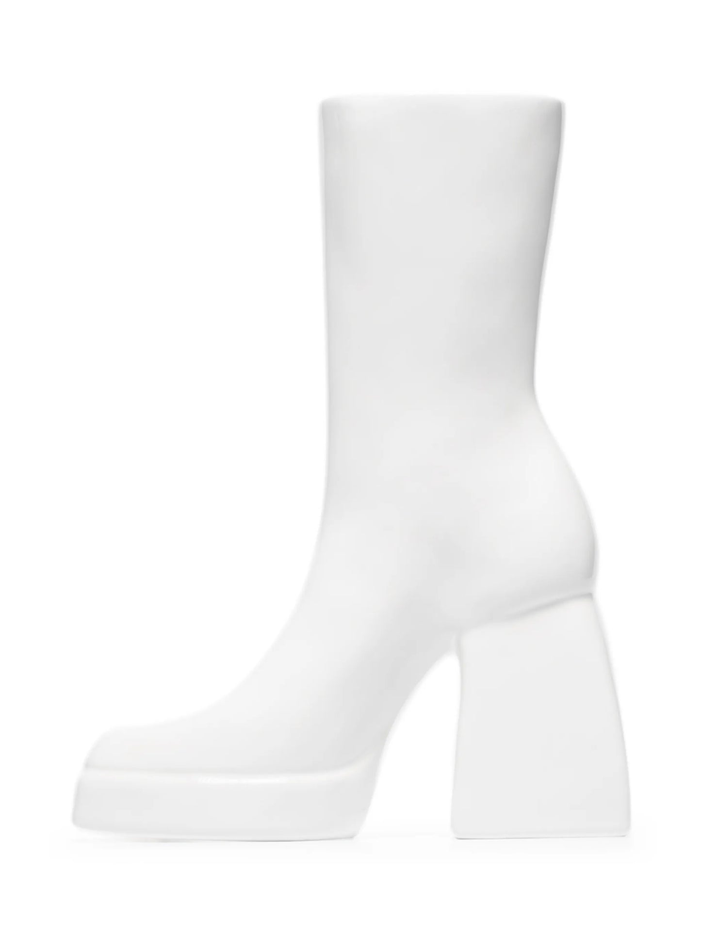 x Nodaleto right-side boot vase