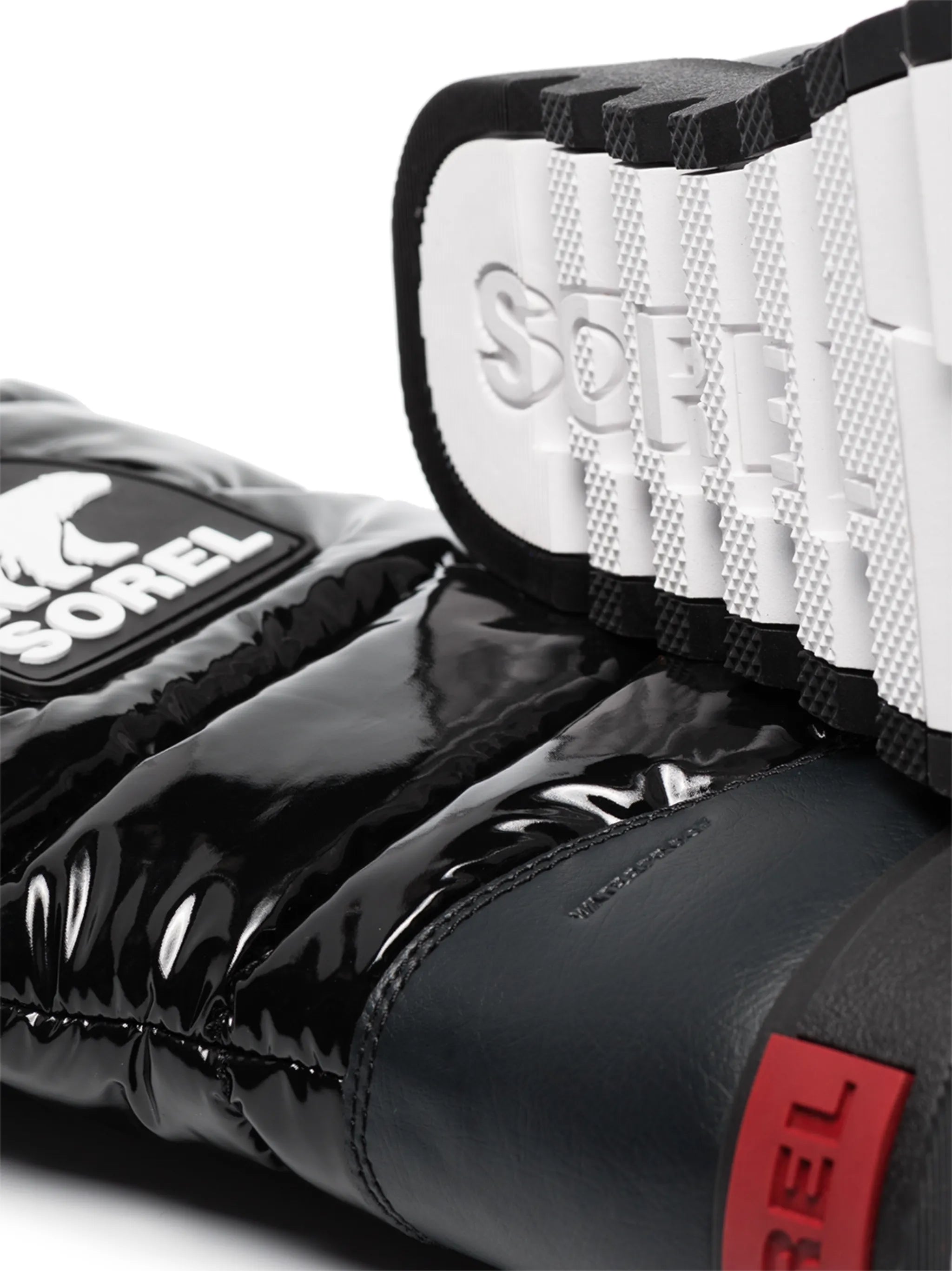 Joan of Arctic puffer boots