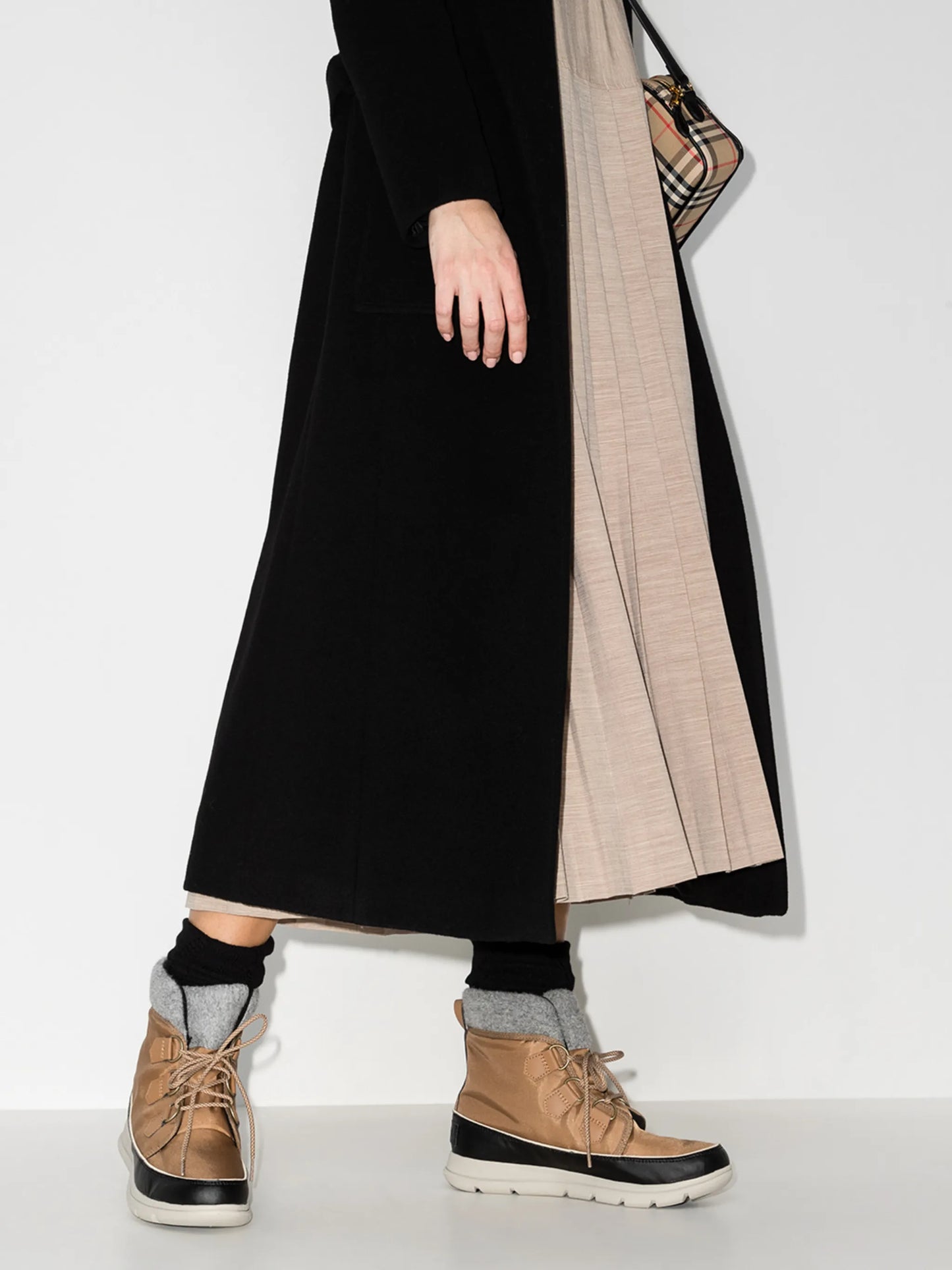 Explorer Carnival ankle boots