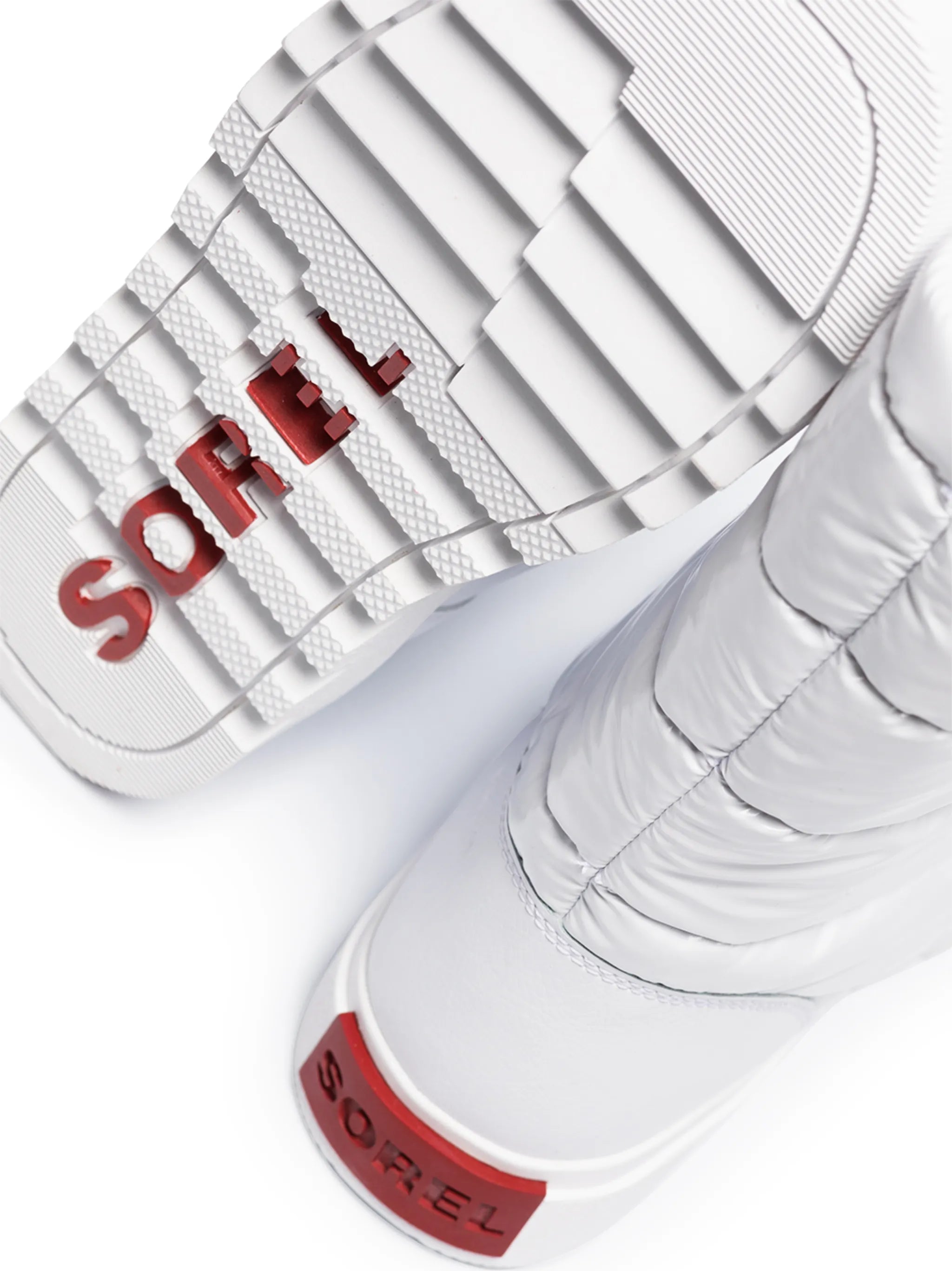 Joan of Arctic puffer boots