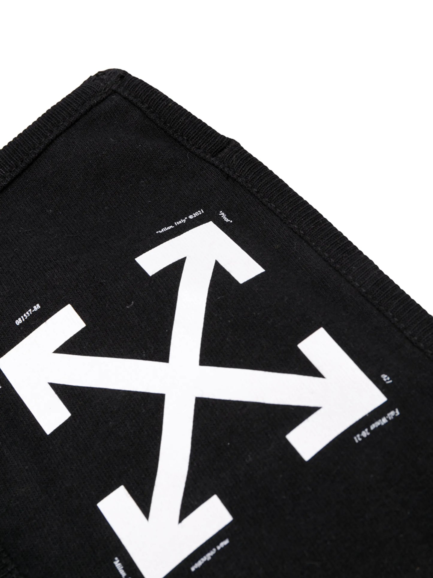 Arrows face mask