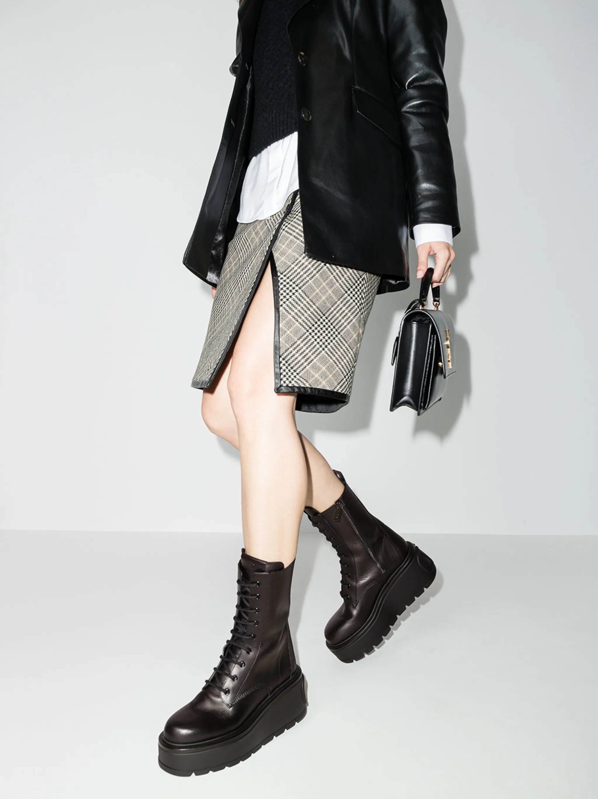 Uniqueform 80mm platform boots