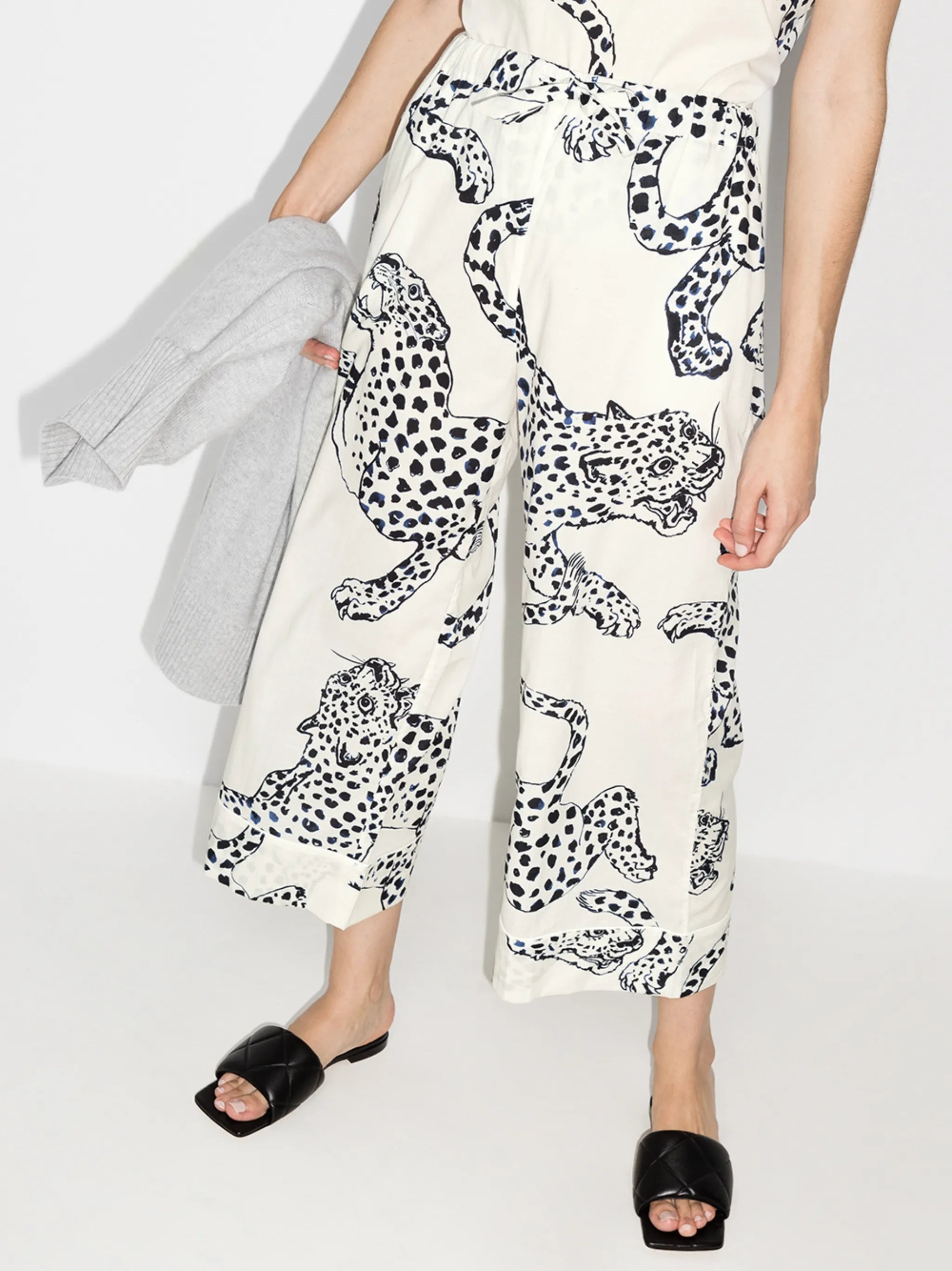 jaguar-print pyjama set