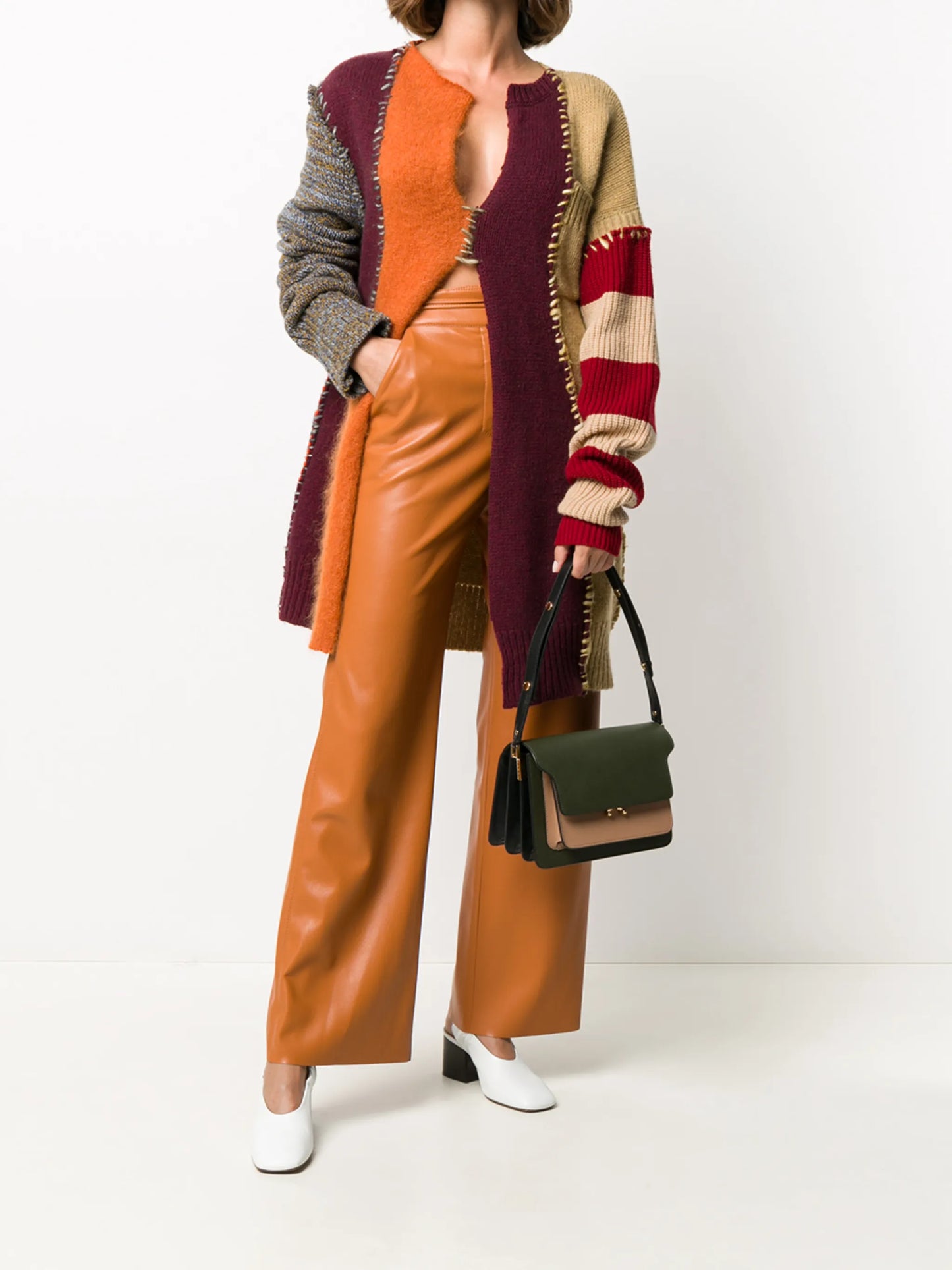 Trunk shoulder bag