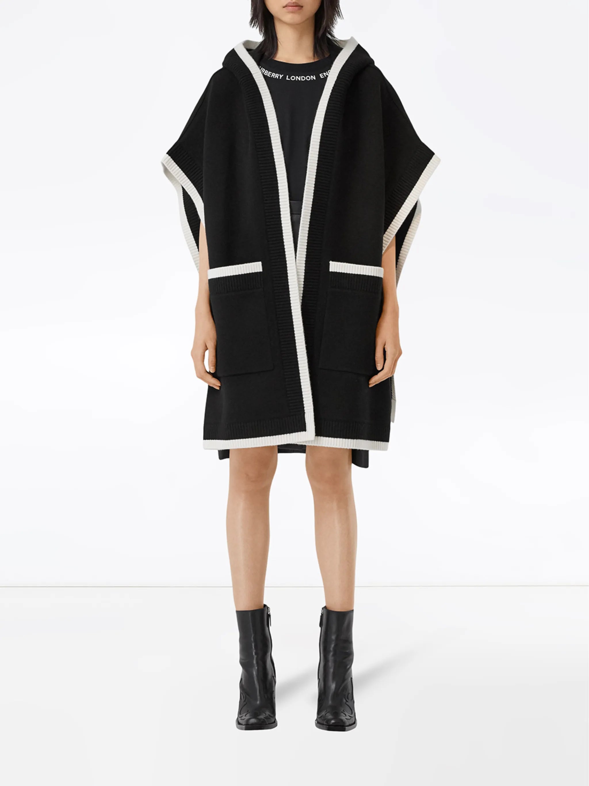logo jacquard-woven cape