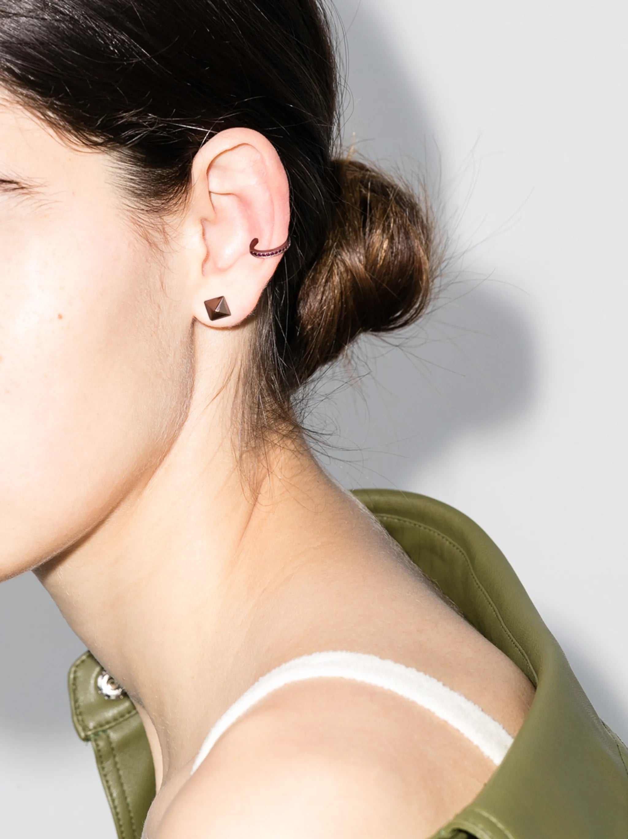 18kt rose gold ruby ear cuff