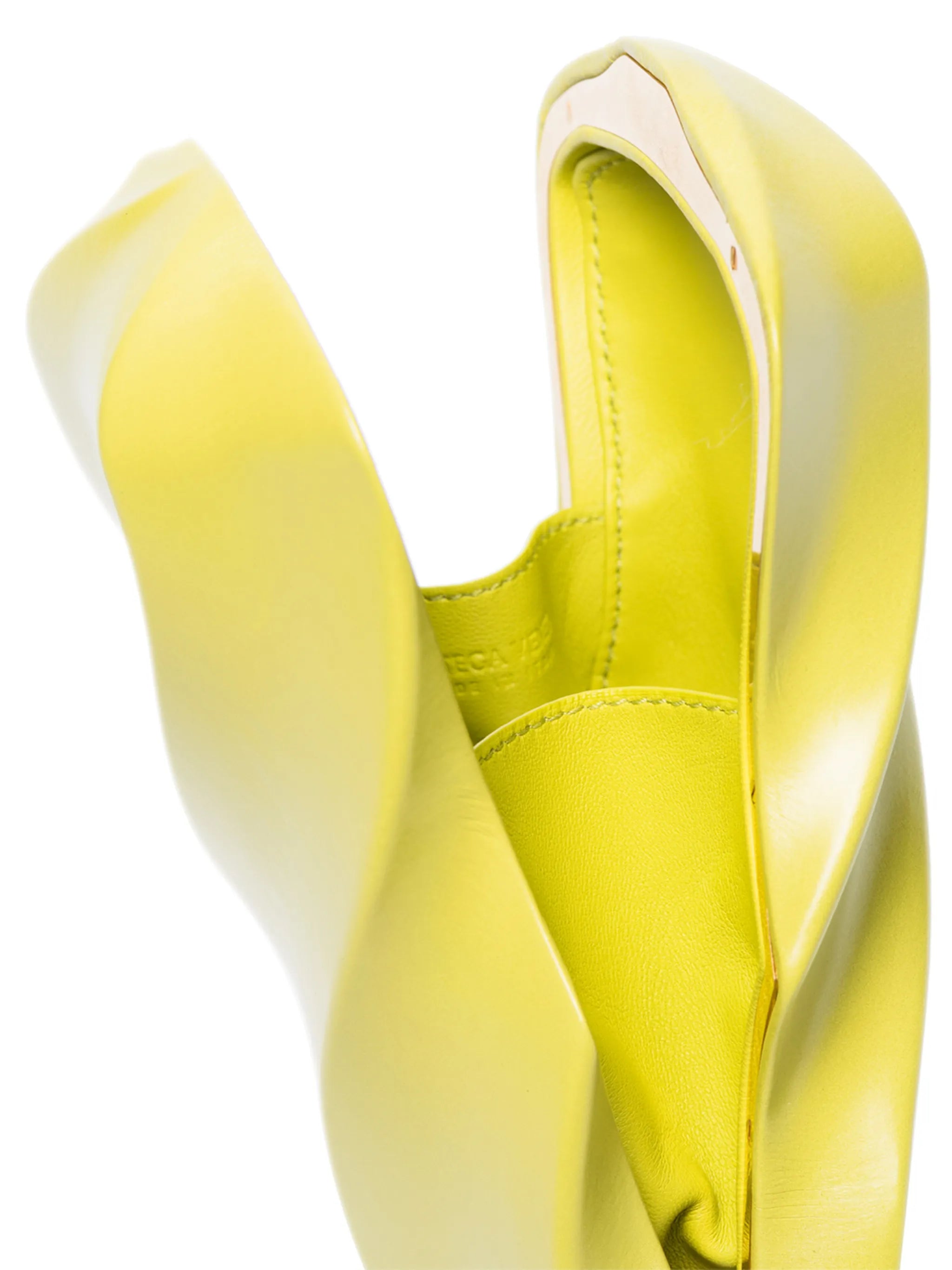 BV Whirl clutch bag