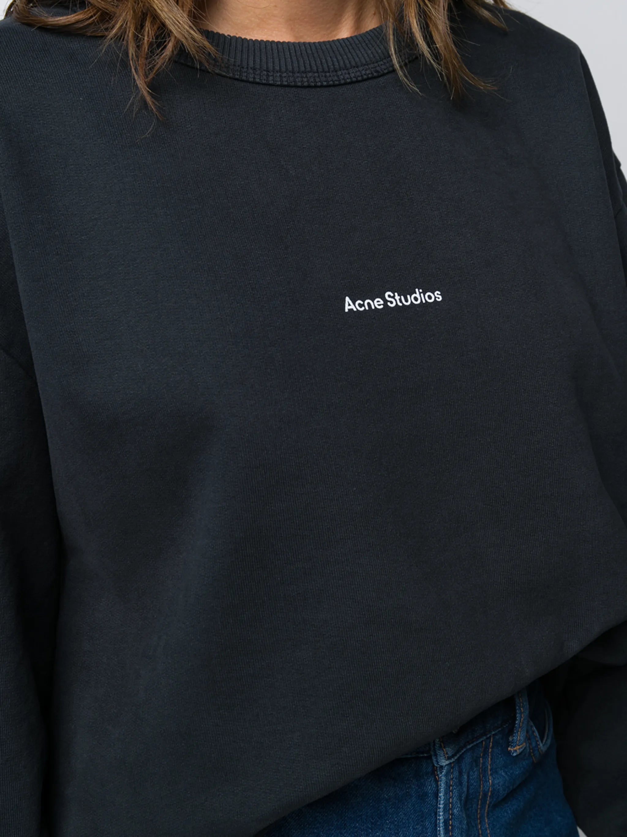 logo-print sweatshirt