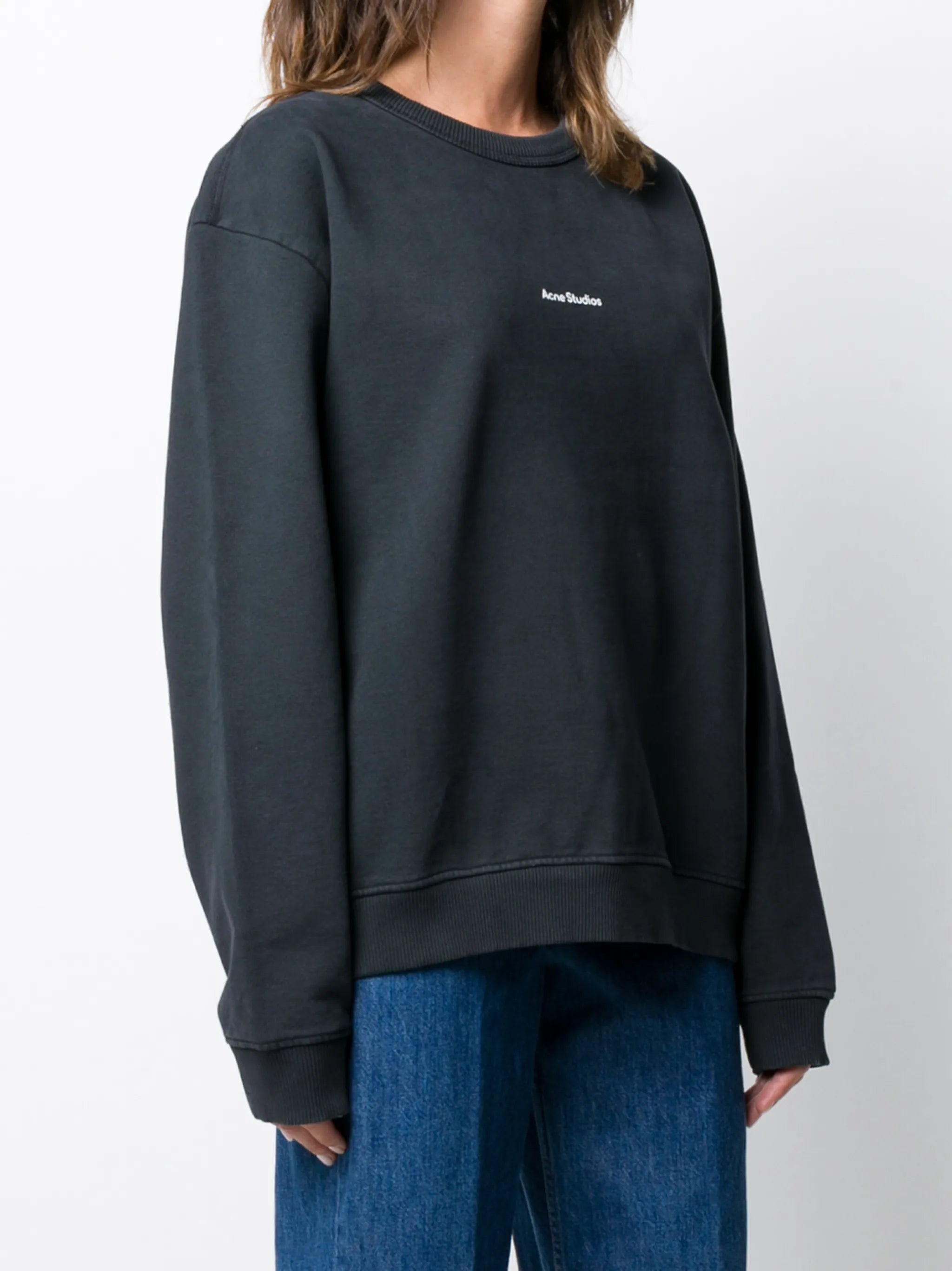 logo-print sweatshirt