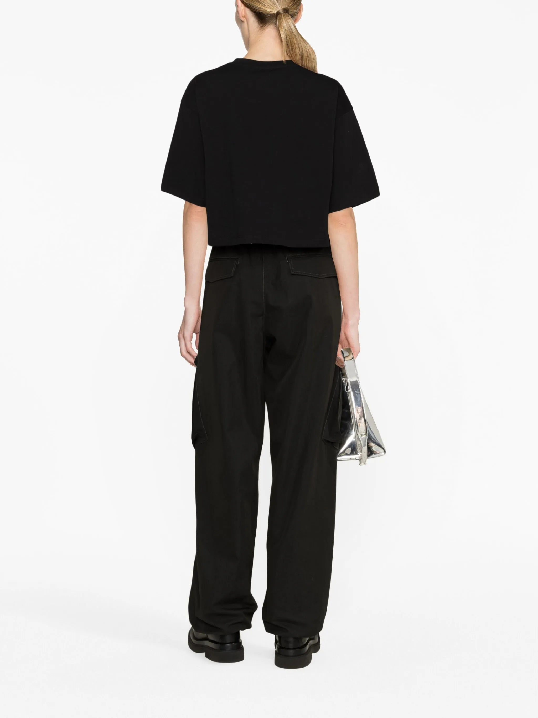 crop logo T-shirt