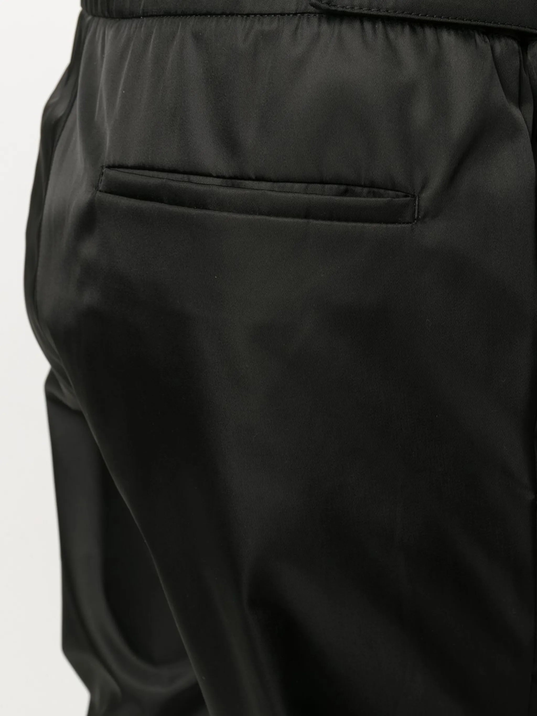 elasticated waistband trousers