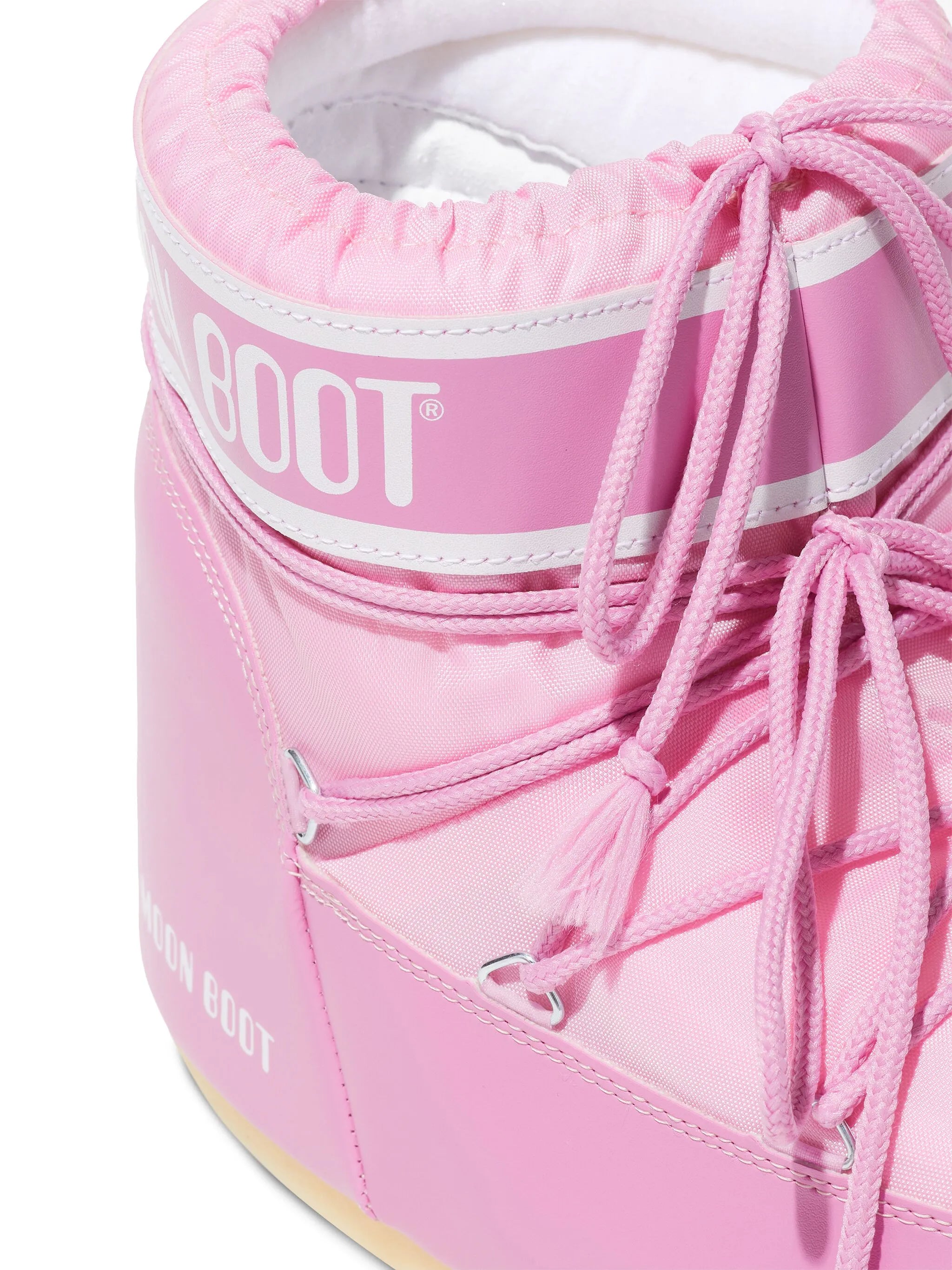 Icon low snow boots