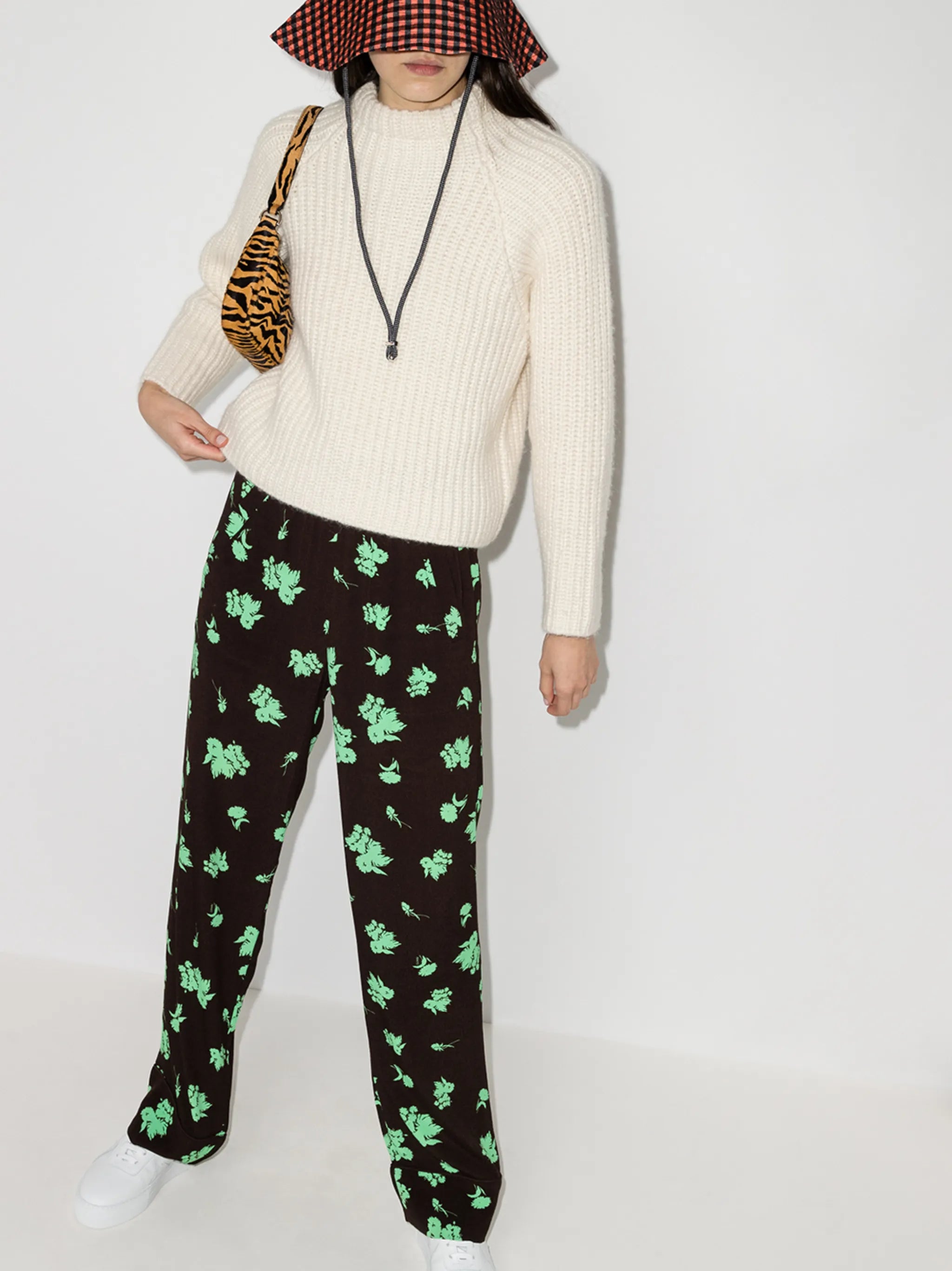 floral-print straight-leg trousers