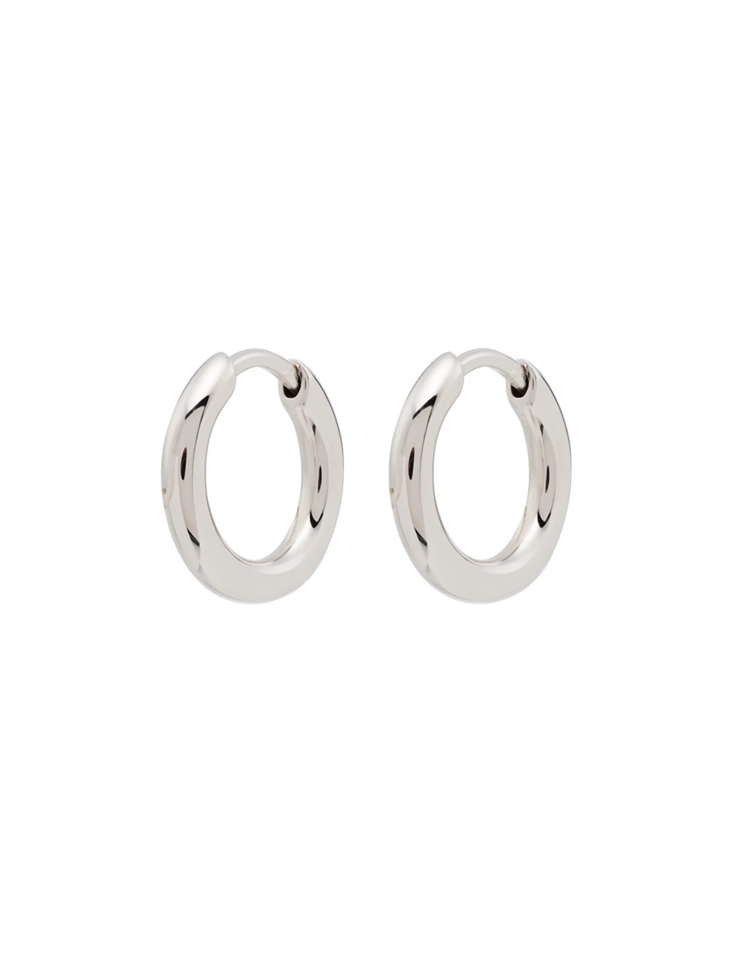 Classic small hoop earrings