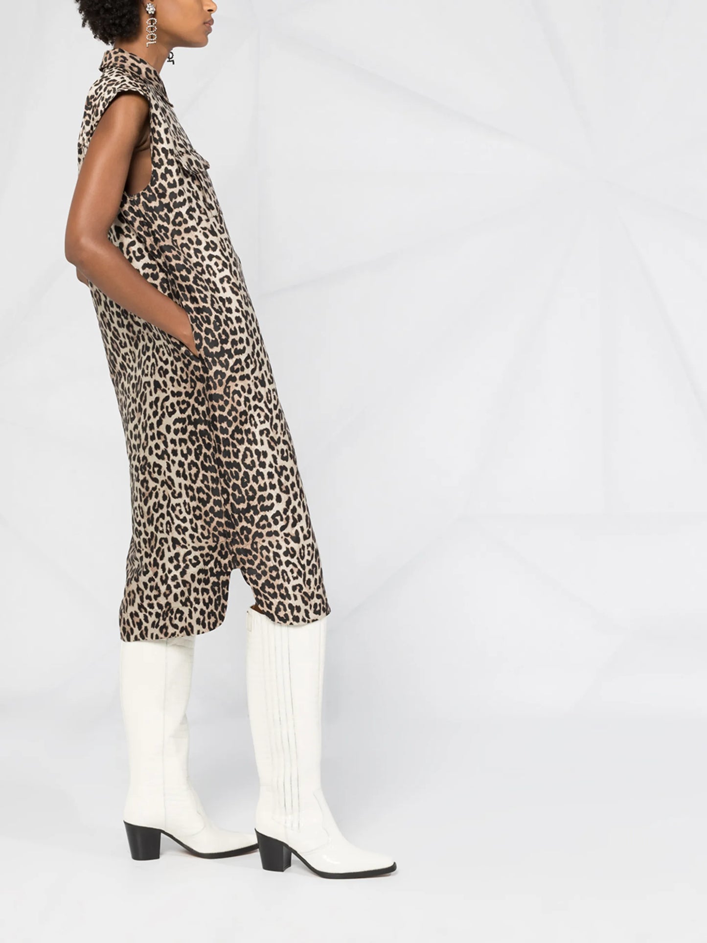 leopard-print sleeveless shirt dress