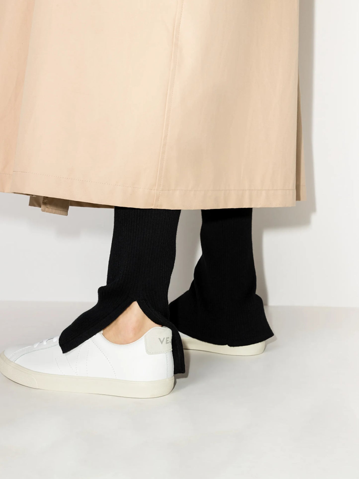 Esplar low-top leather sneakers
