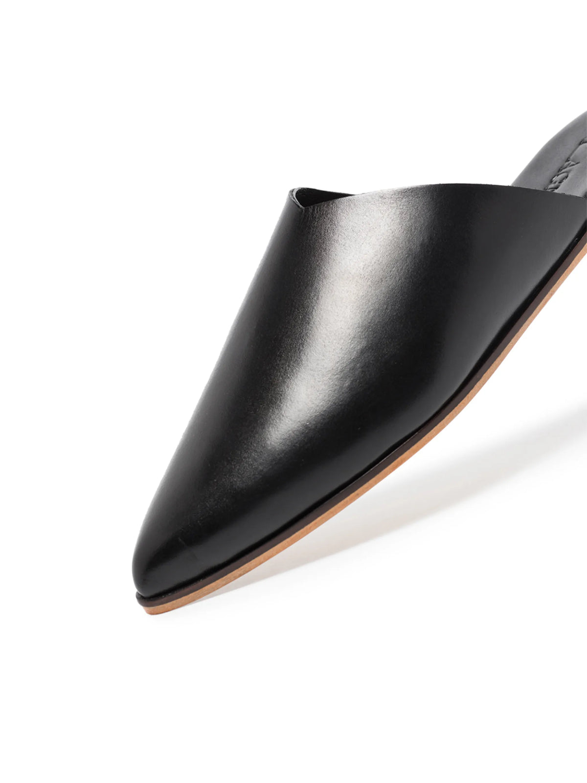 Zuri leather flat mules