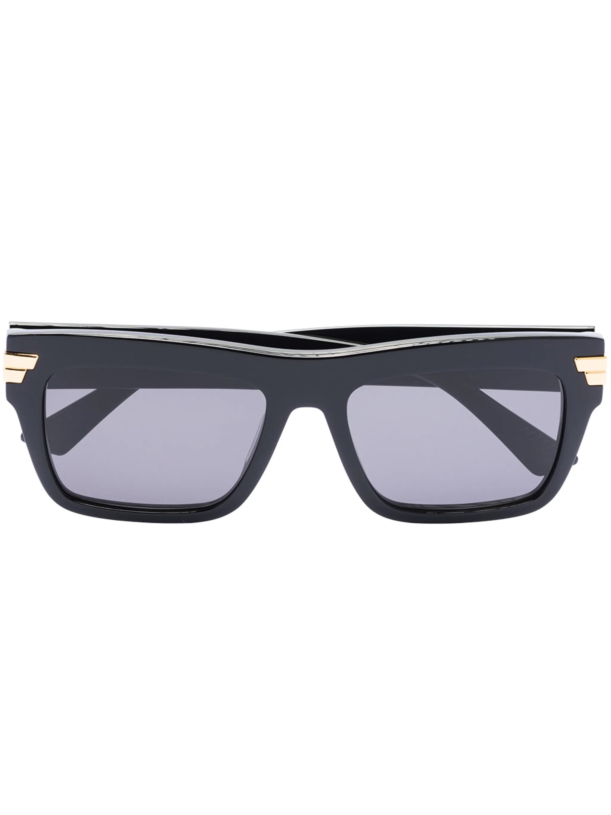 wayfarer-frame sunglasses