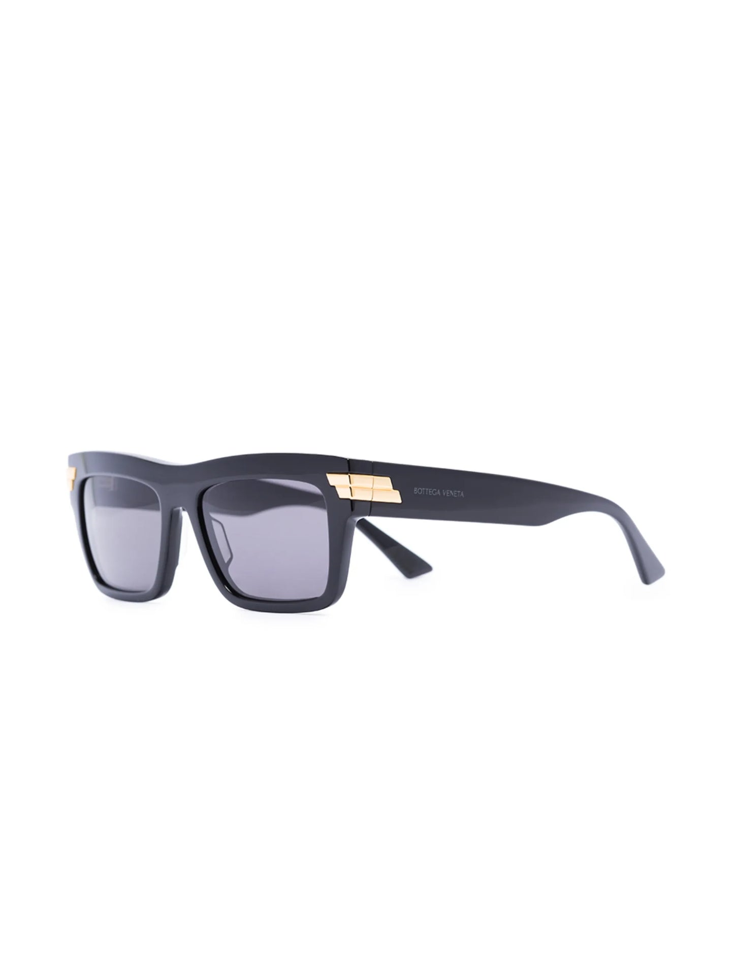 wayfarer-frame sunglasses