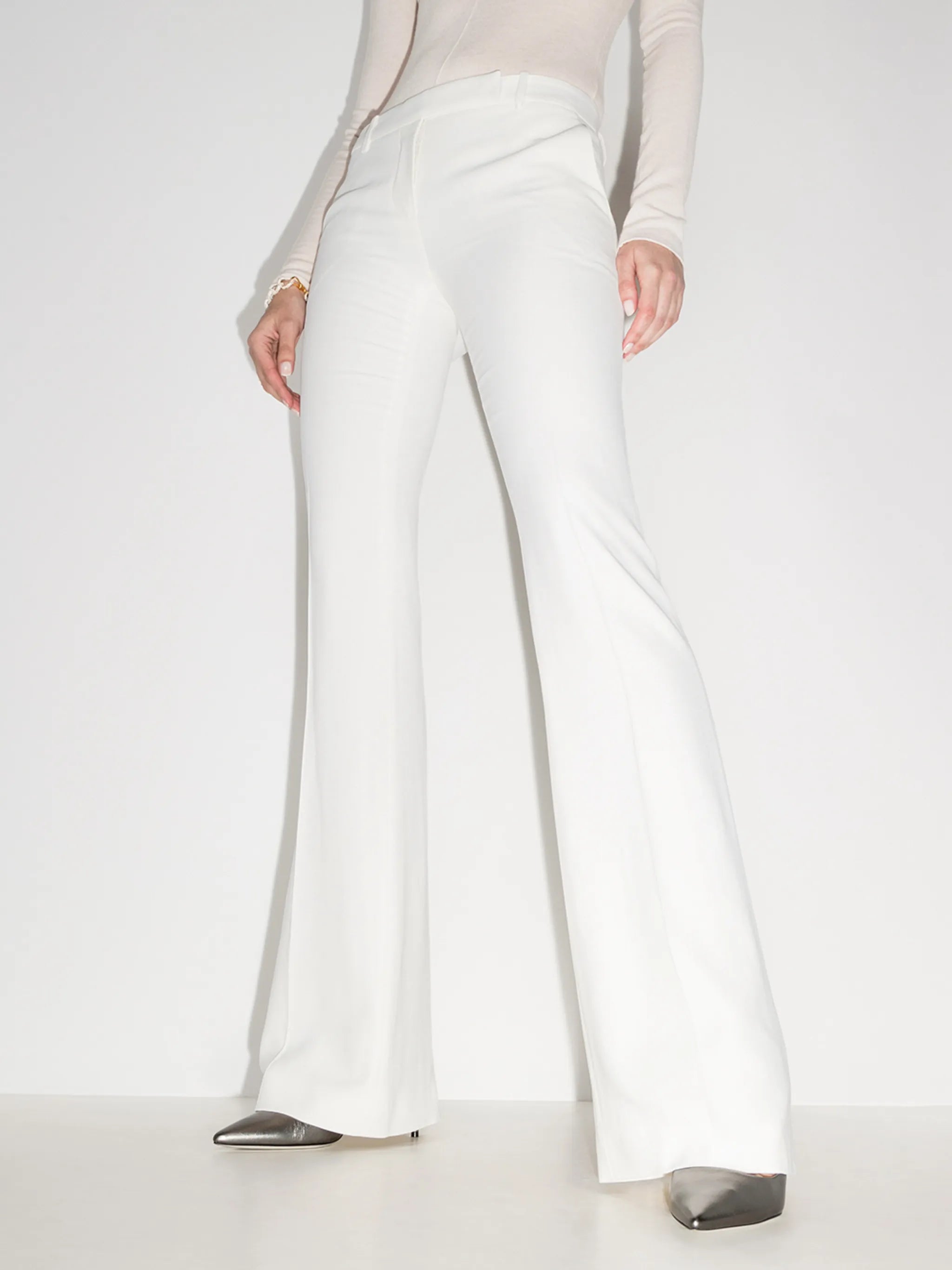 mid-rise flared trousers