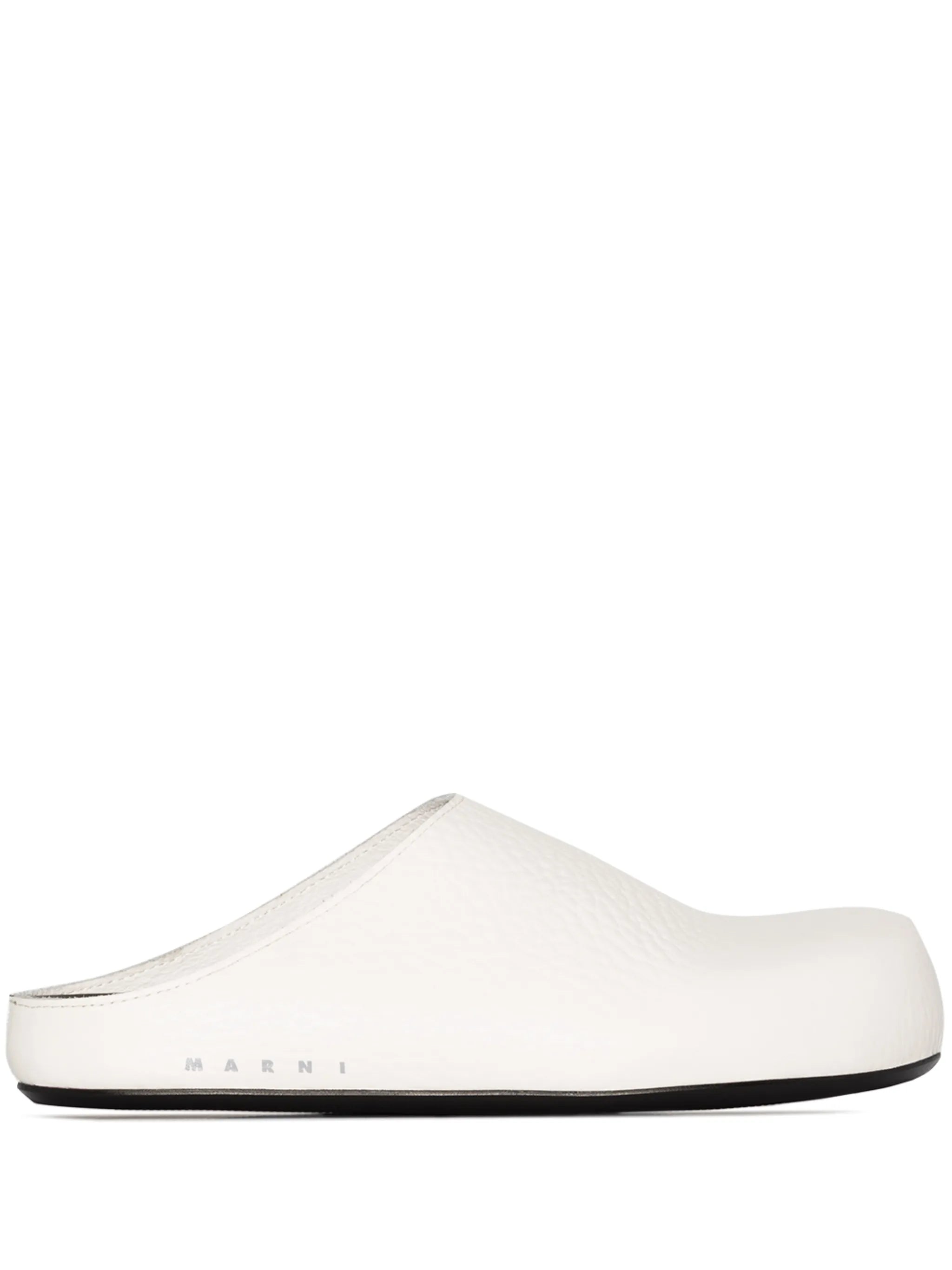 Sabot leather mules