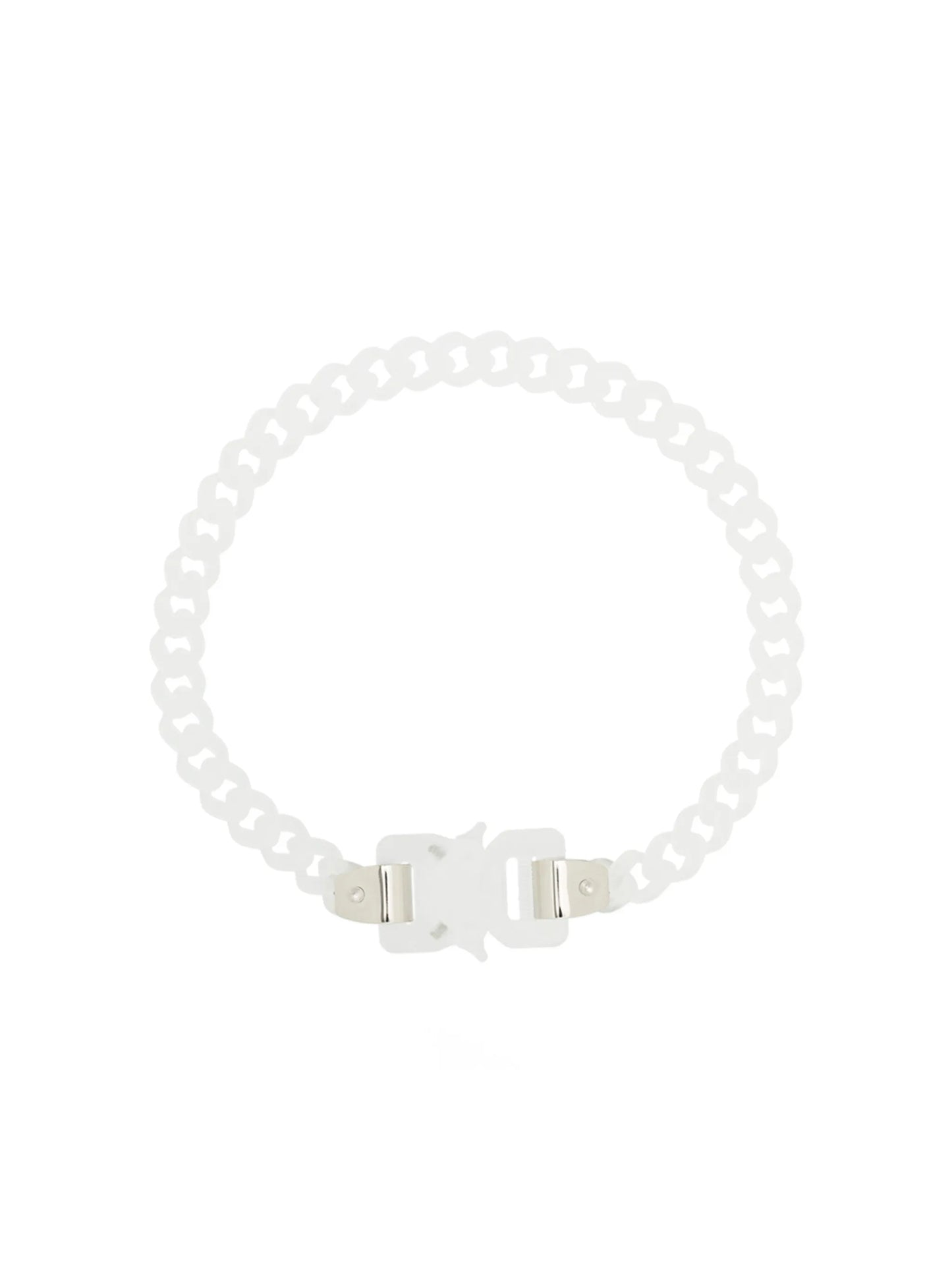 clasp-fastening chain necklace