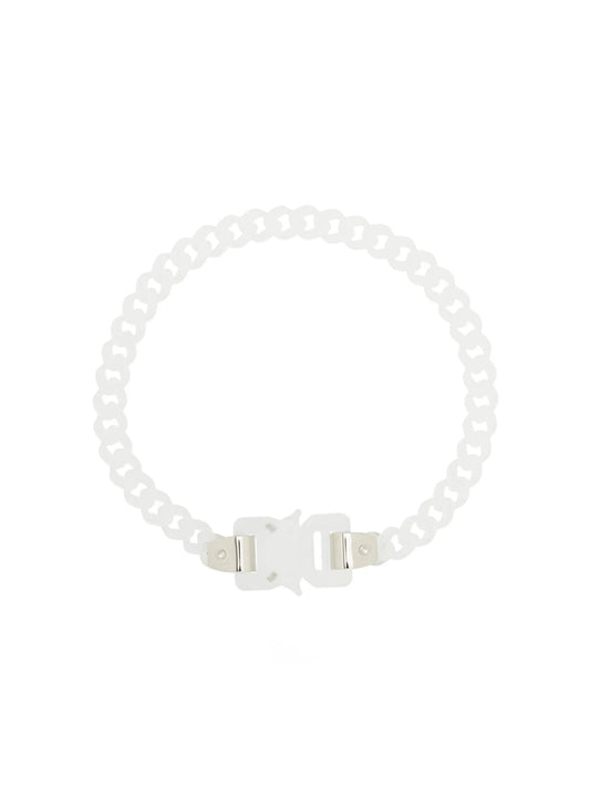 clasp-fastening chain necklace