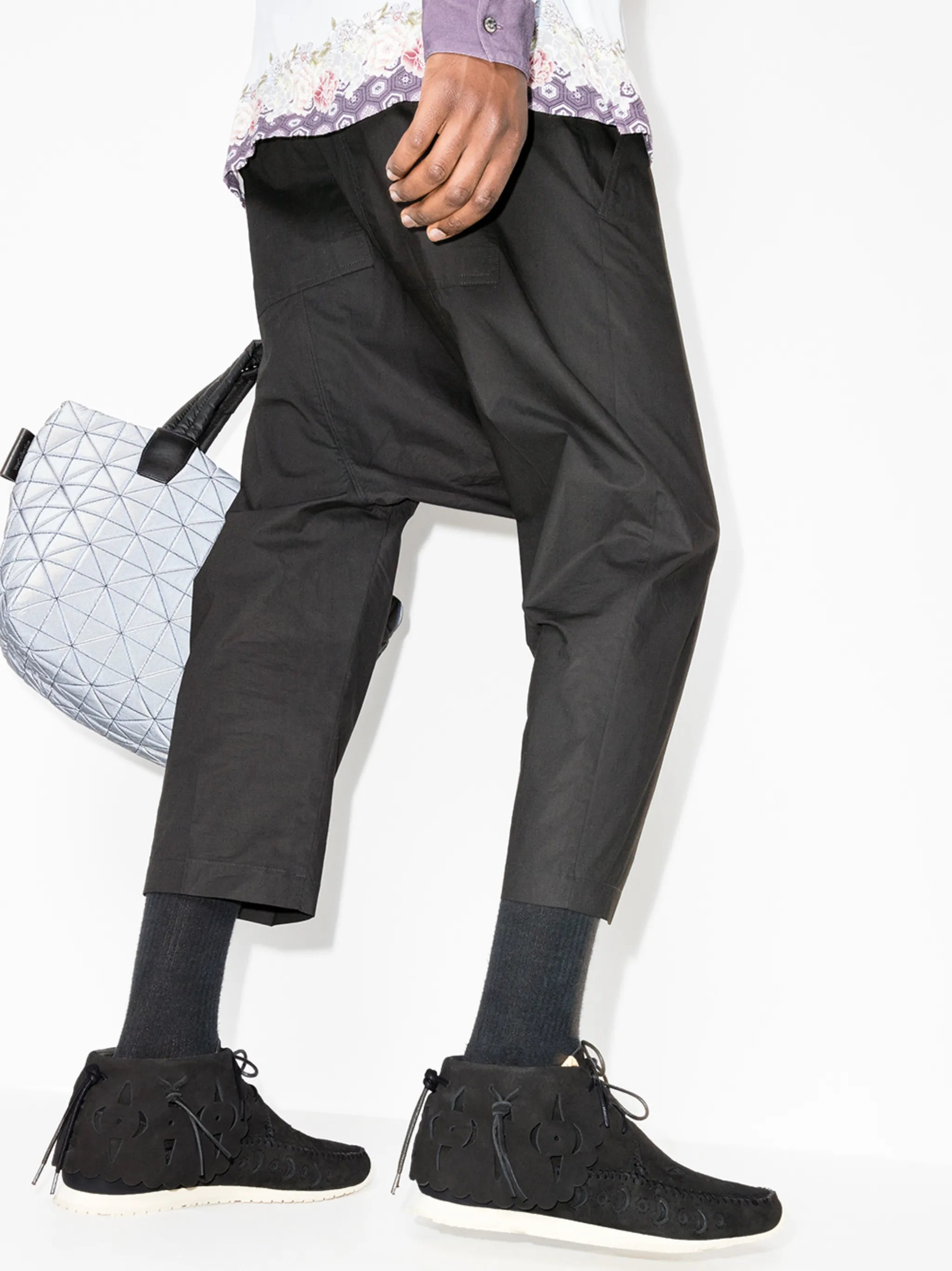 embroidered-motif suede desert boots