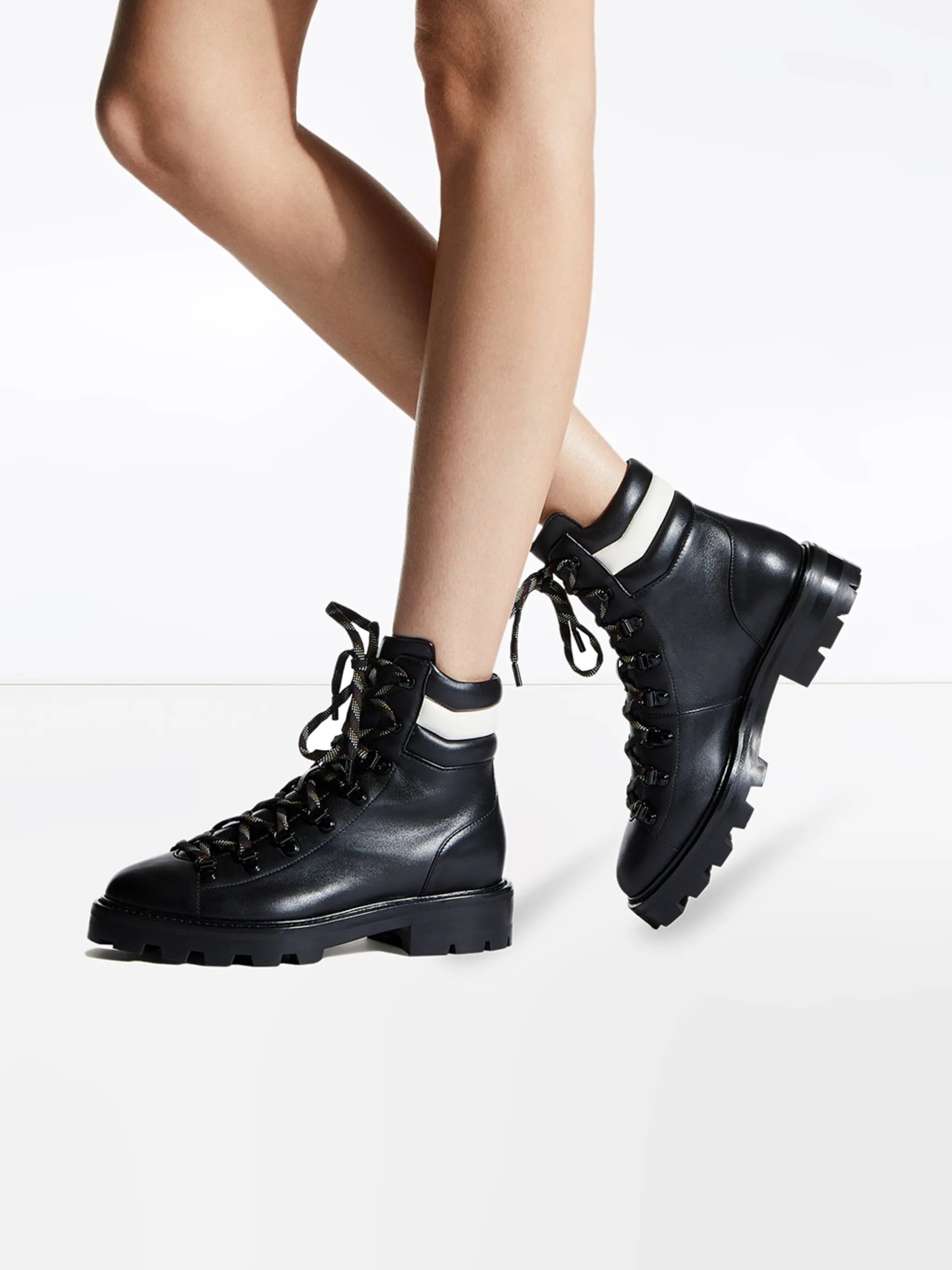 Eshe hiking boots