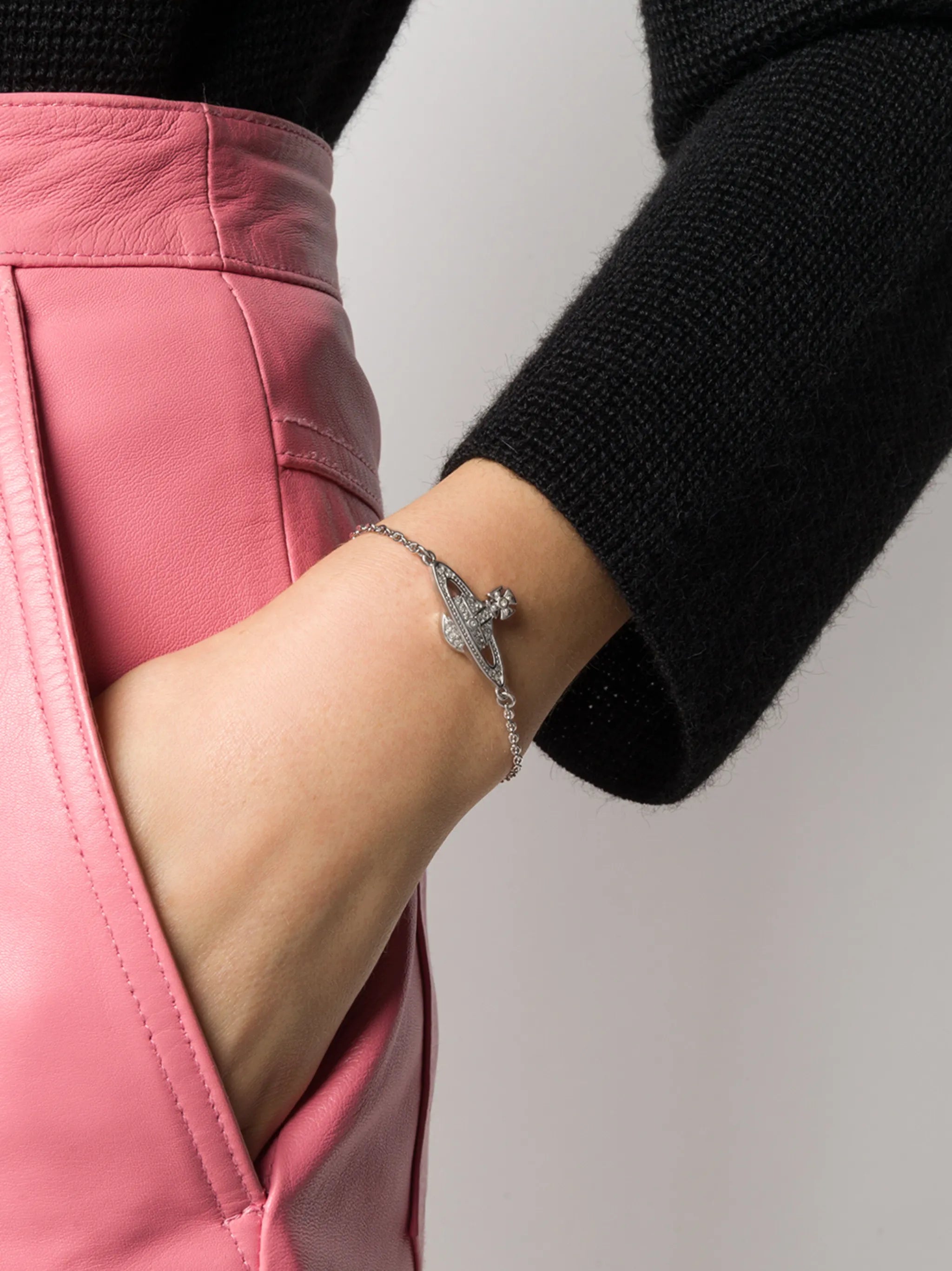 Relief logo bracelet
