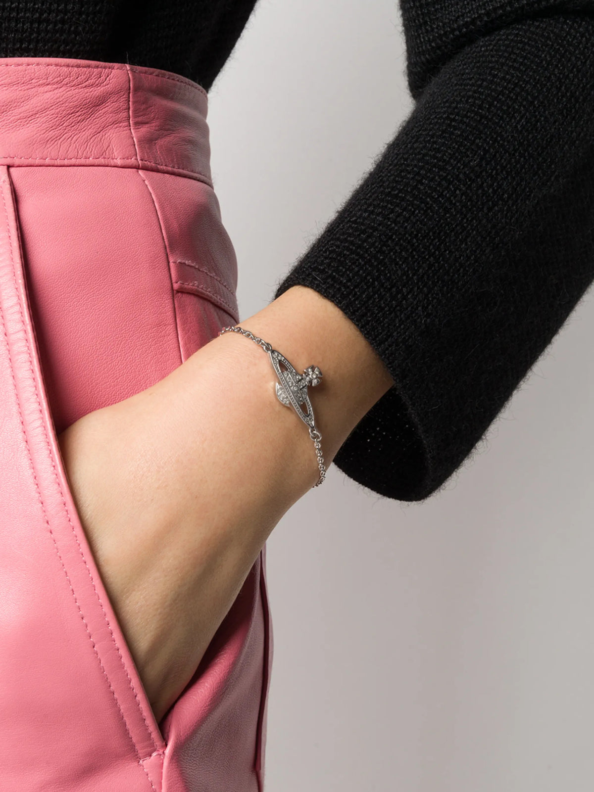 Relief logo bracelet