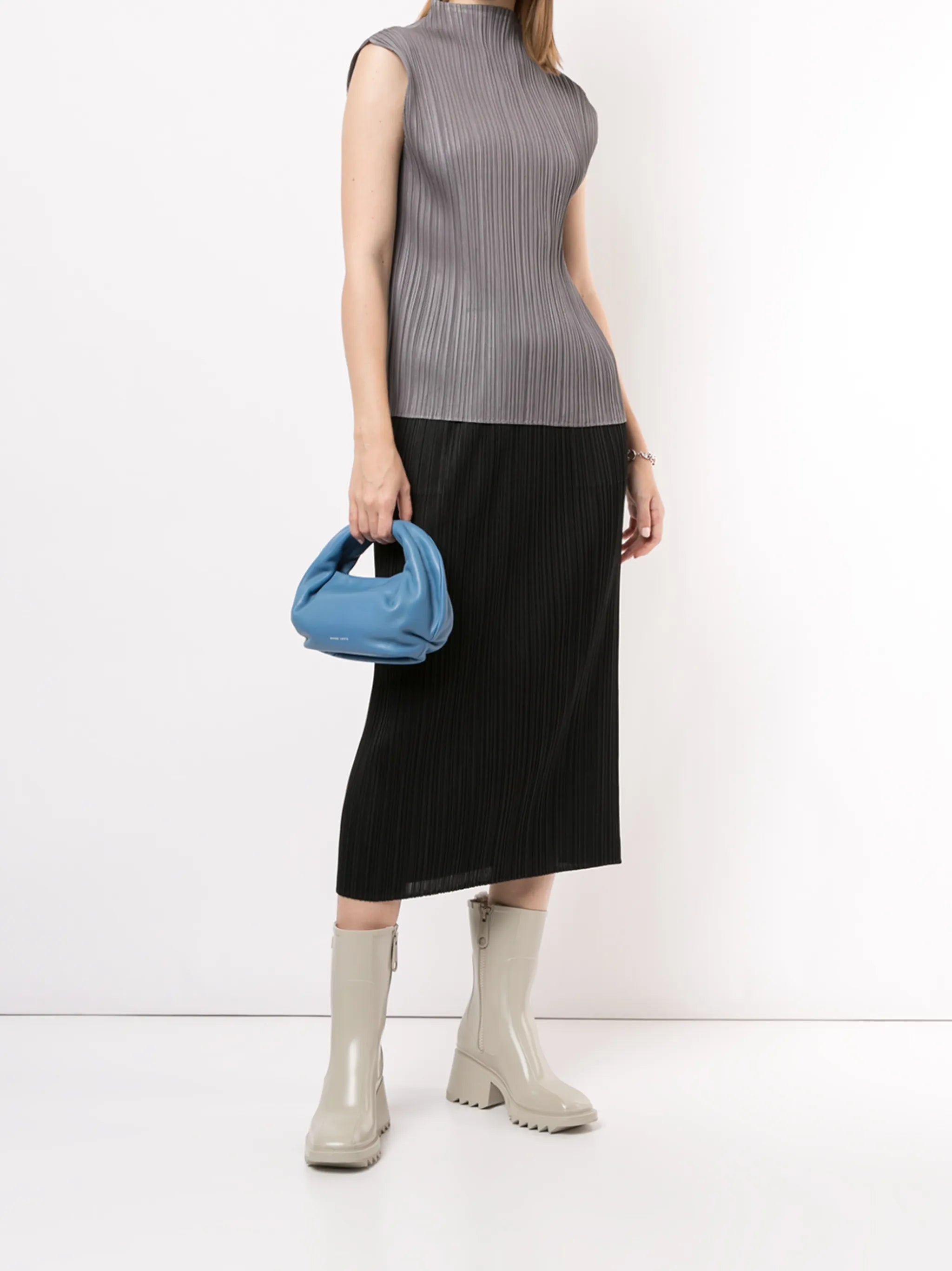 sleeveless pleated top