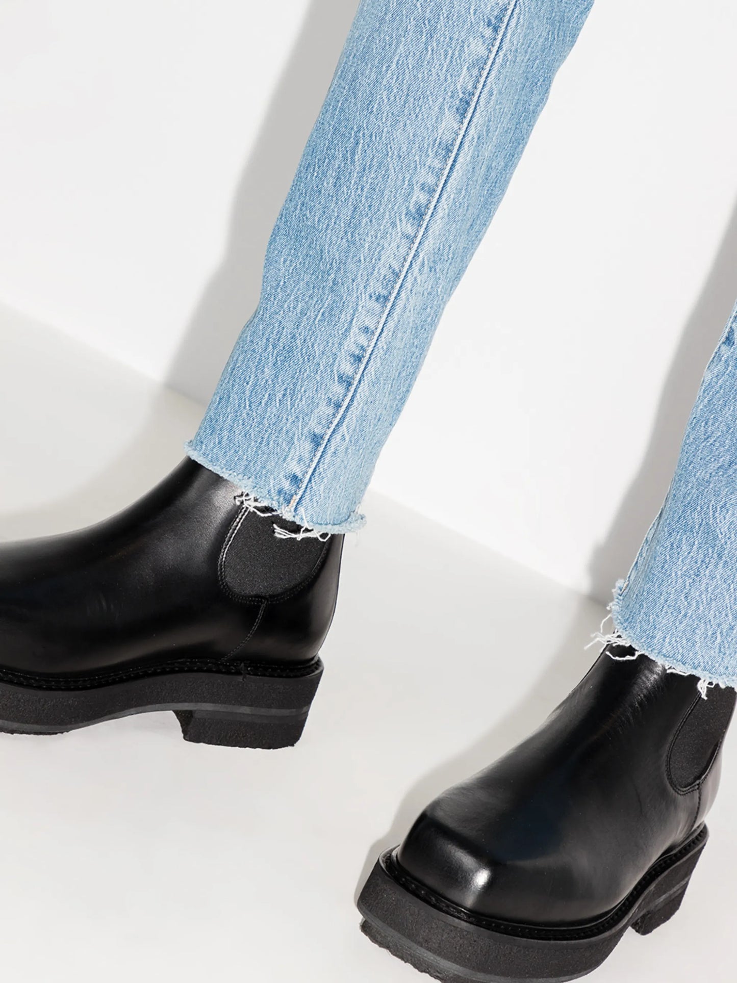 slip-on Chelsea leather boots