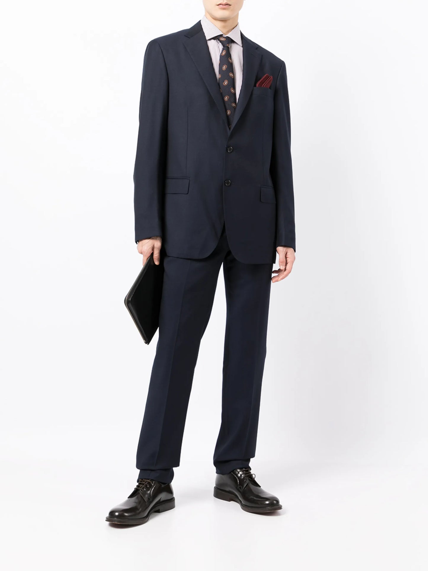 single-breasted suit