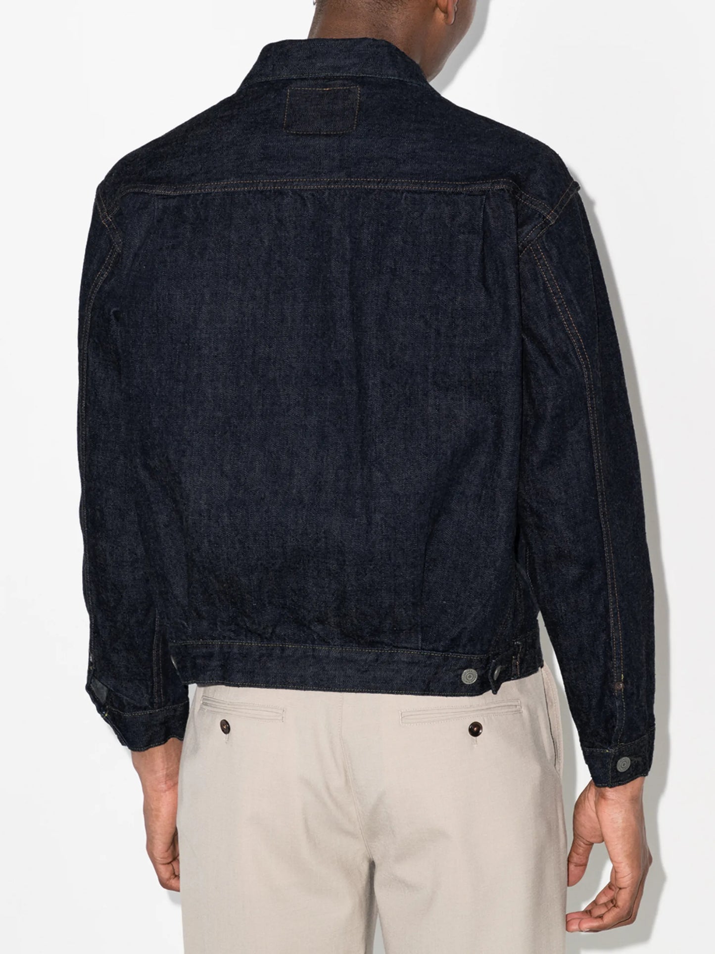 contrast-stitched denim jacket
