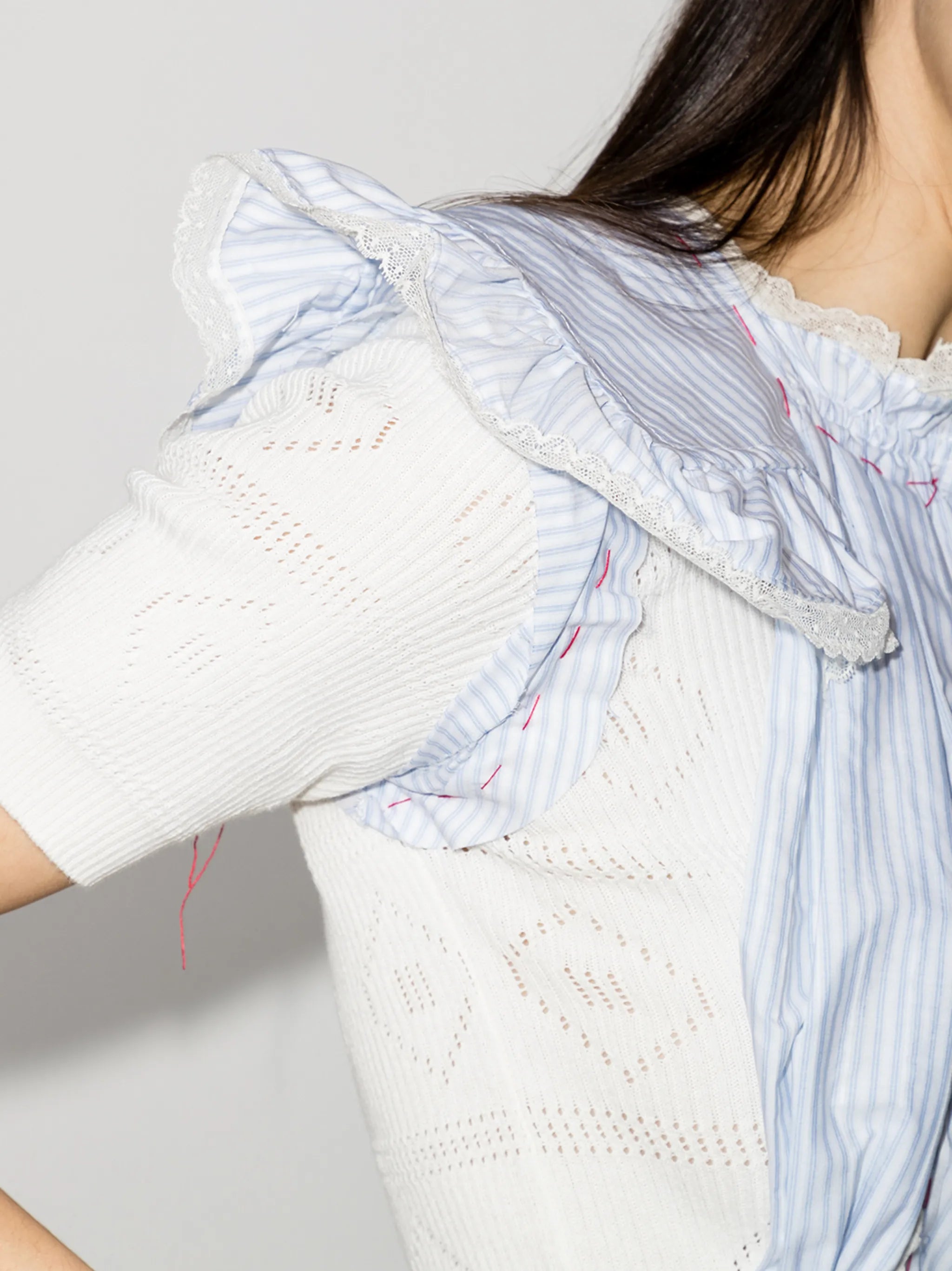 pinstriped ruffled short-sleeve panelled blouse