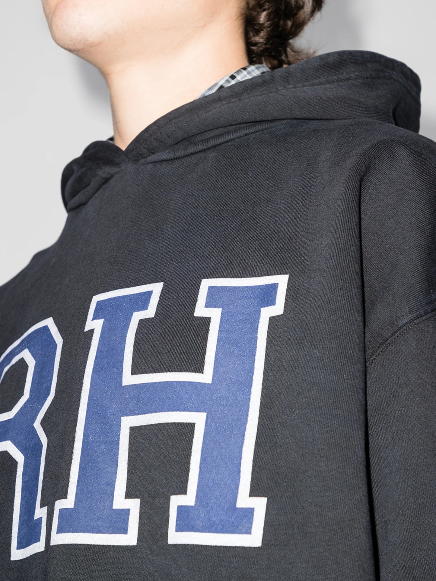 logo-print long-sleeve hoodie