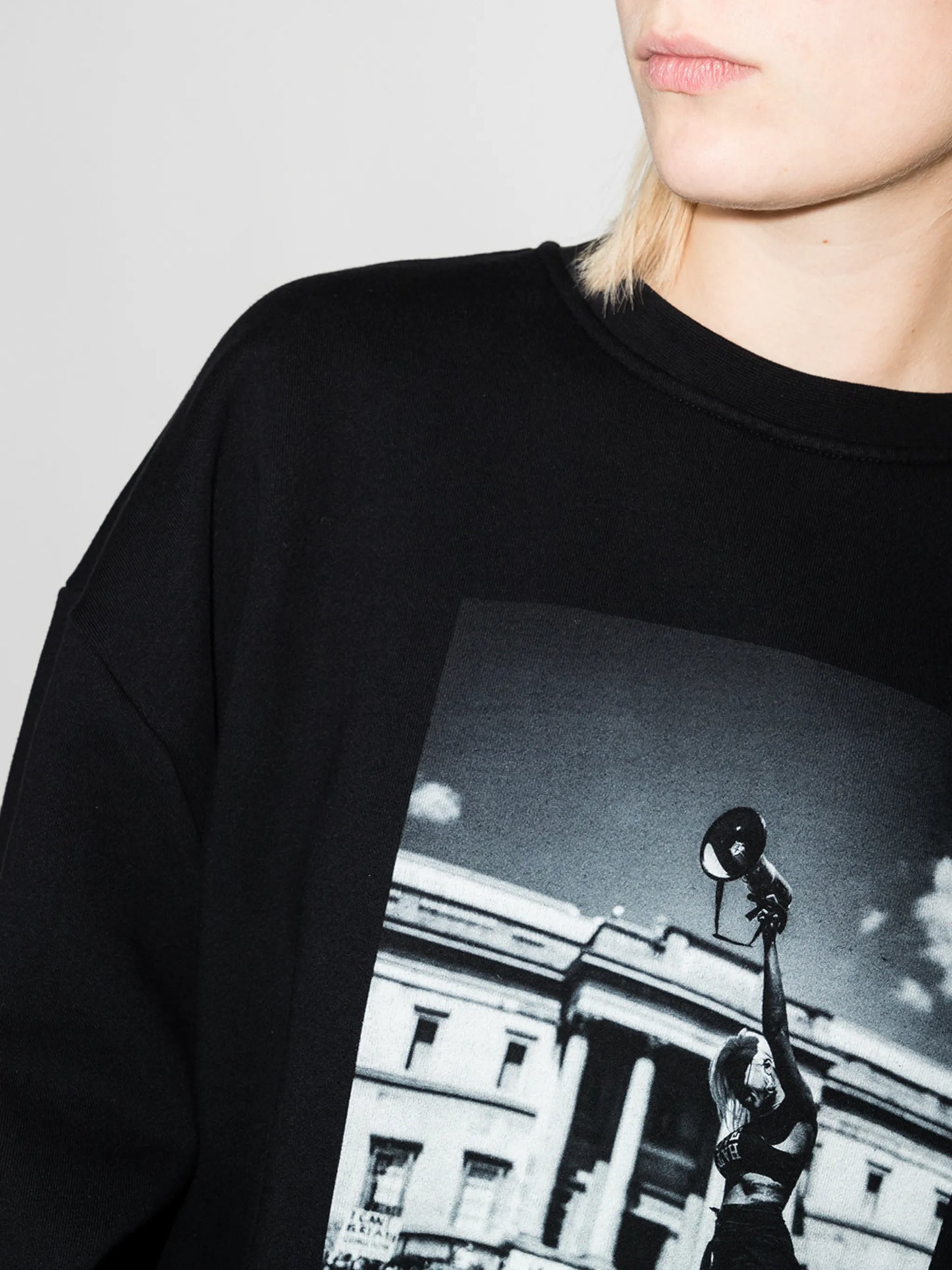 long-sleeve photograph print sweatshirt